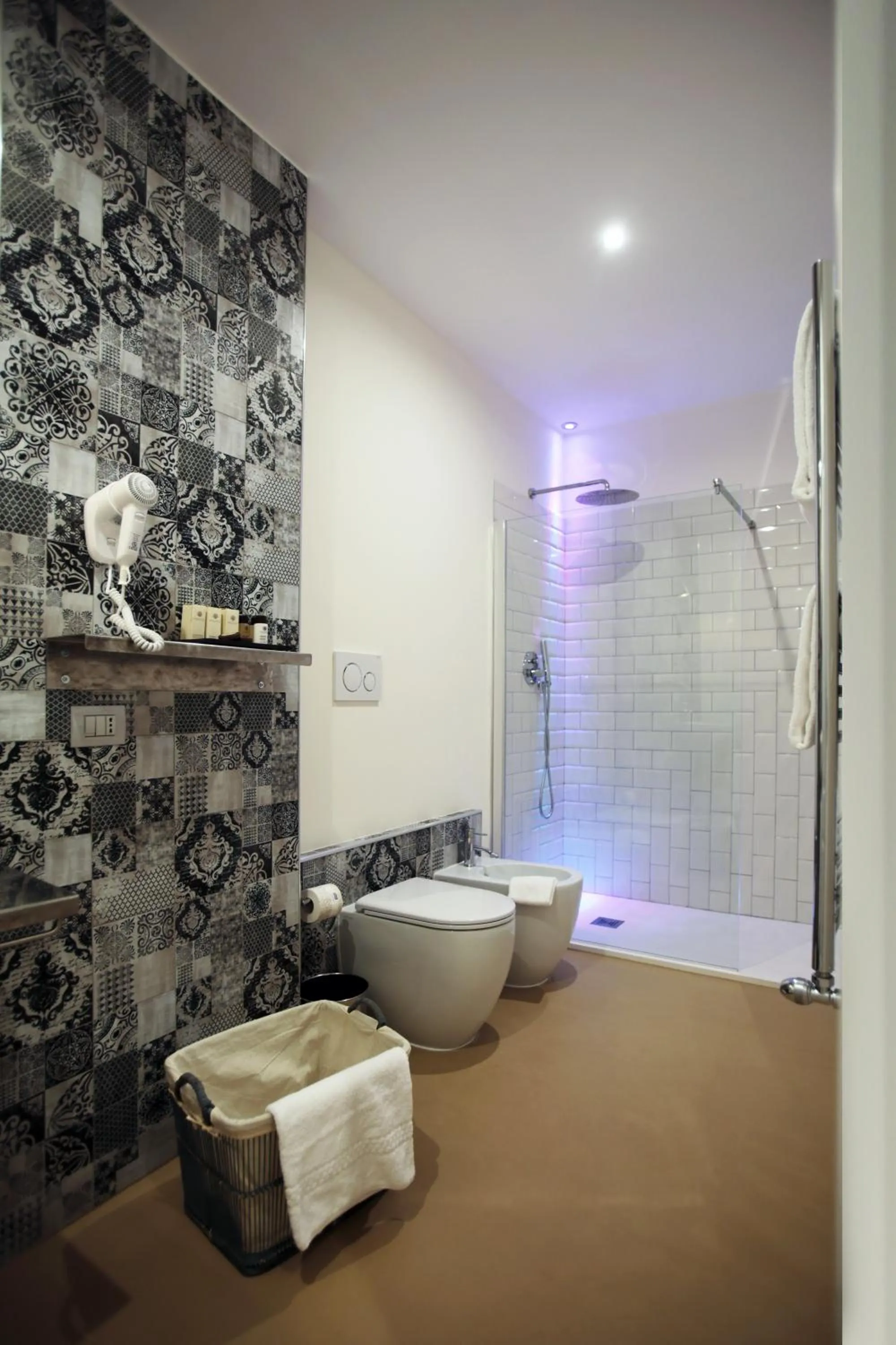 Bathroom in Trevi Contemporary Suite