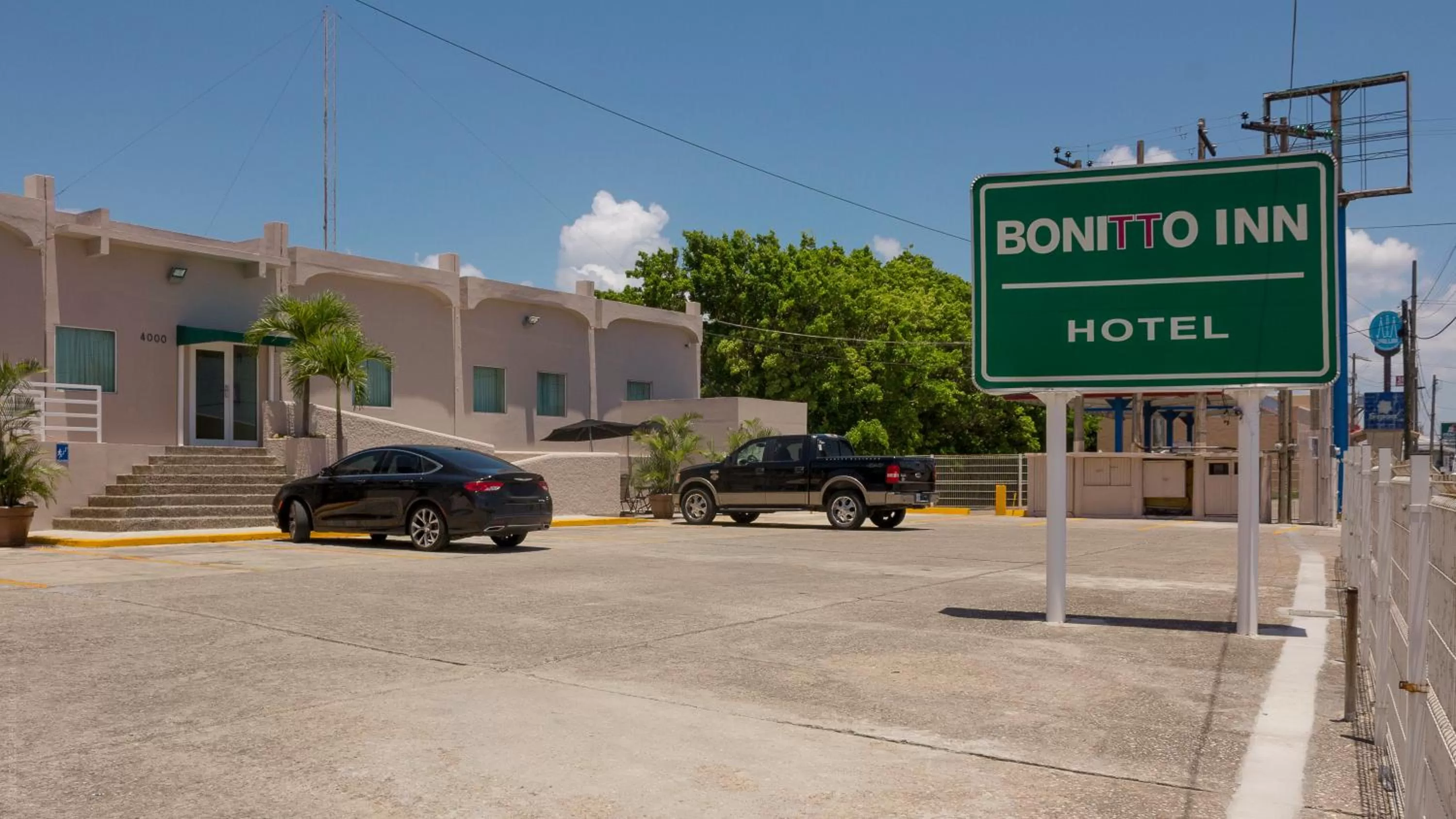 Property building in BONITTO INN® Tampico Aeropuerto