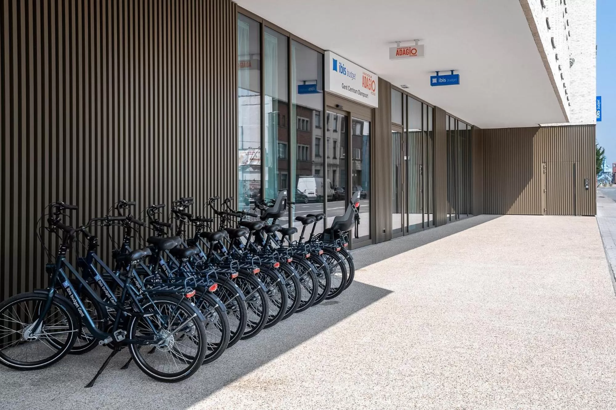 Facade/entrance in ibis budget Gent Centrum Dampoort