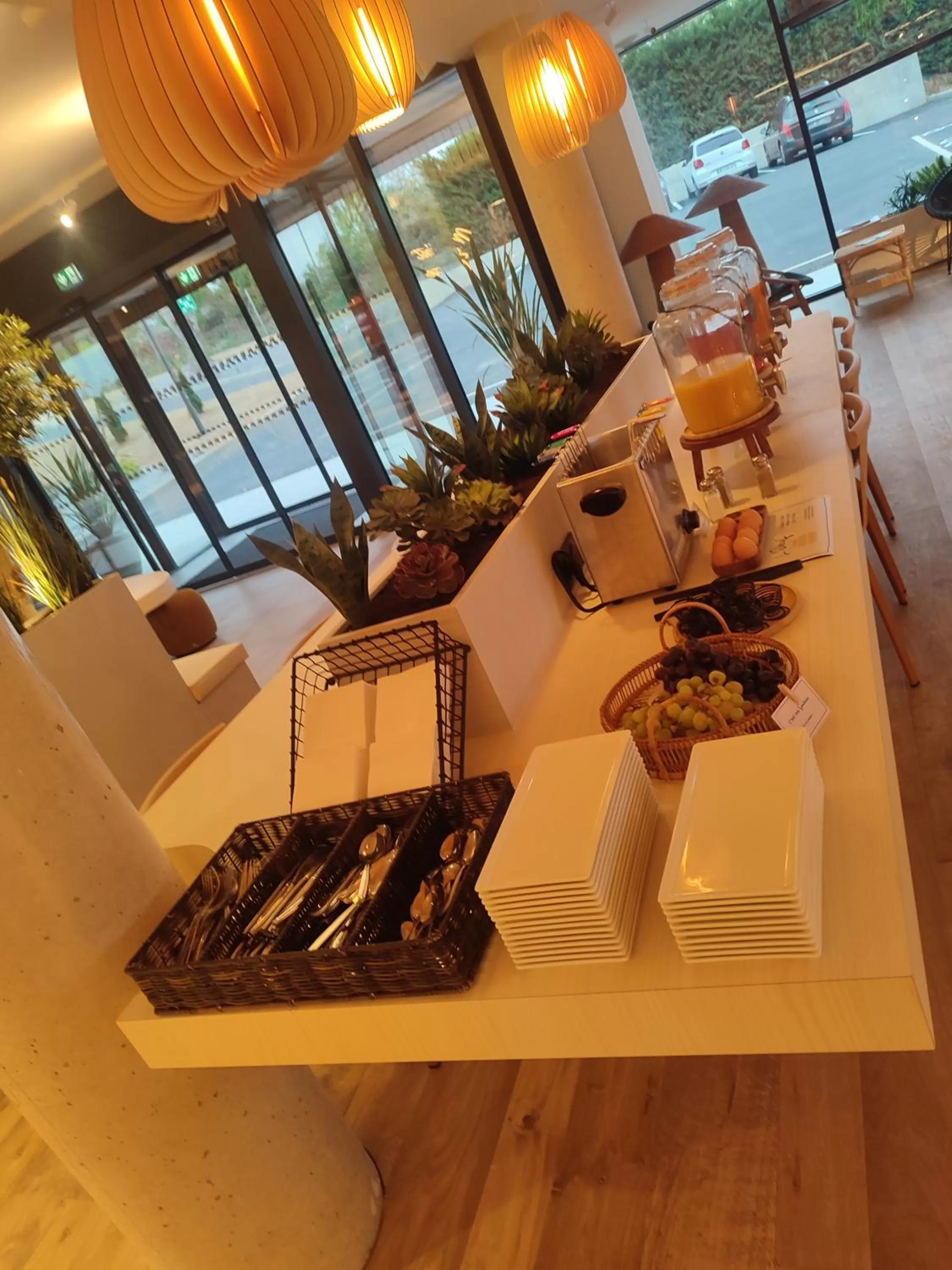 Buffet breakfast in ibis Styles Montauban