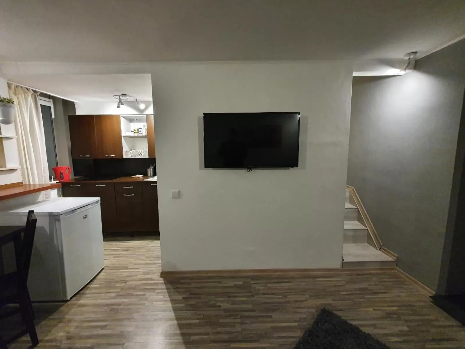 TV/Entertainment Center in The Floor Piata Unirii