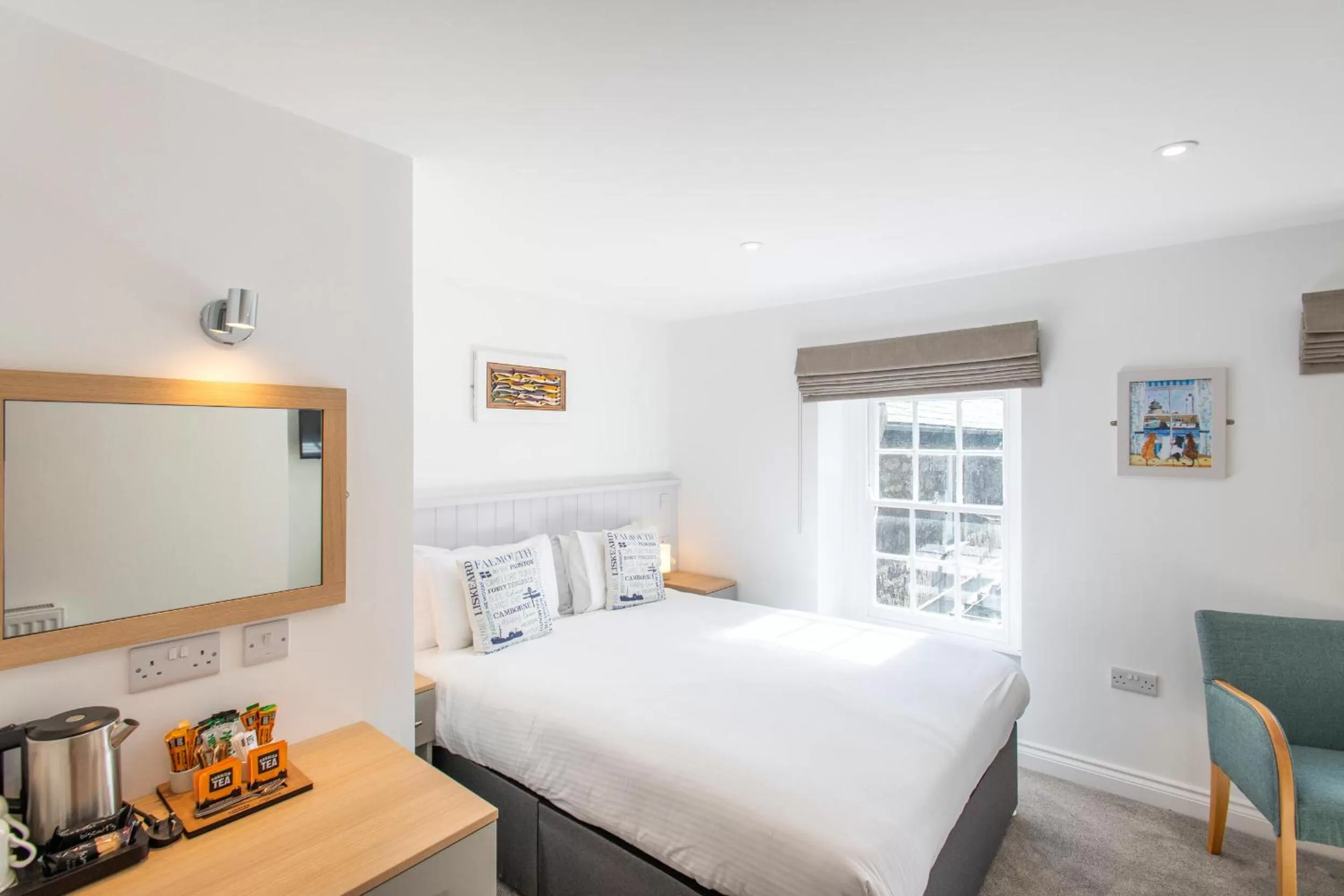 Bed in Tregenna Castle Resort