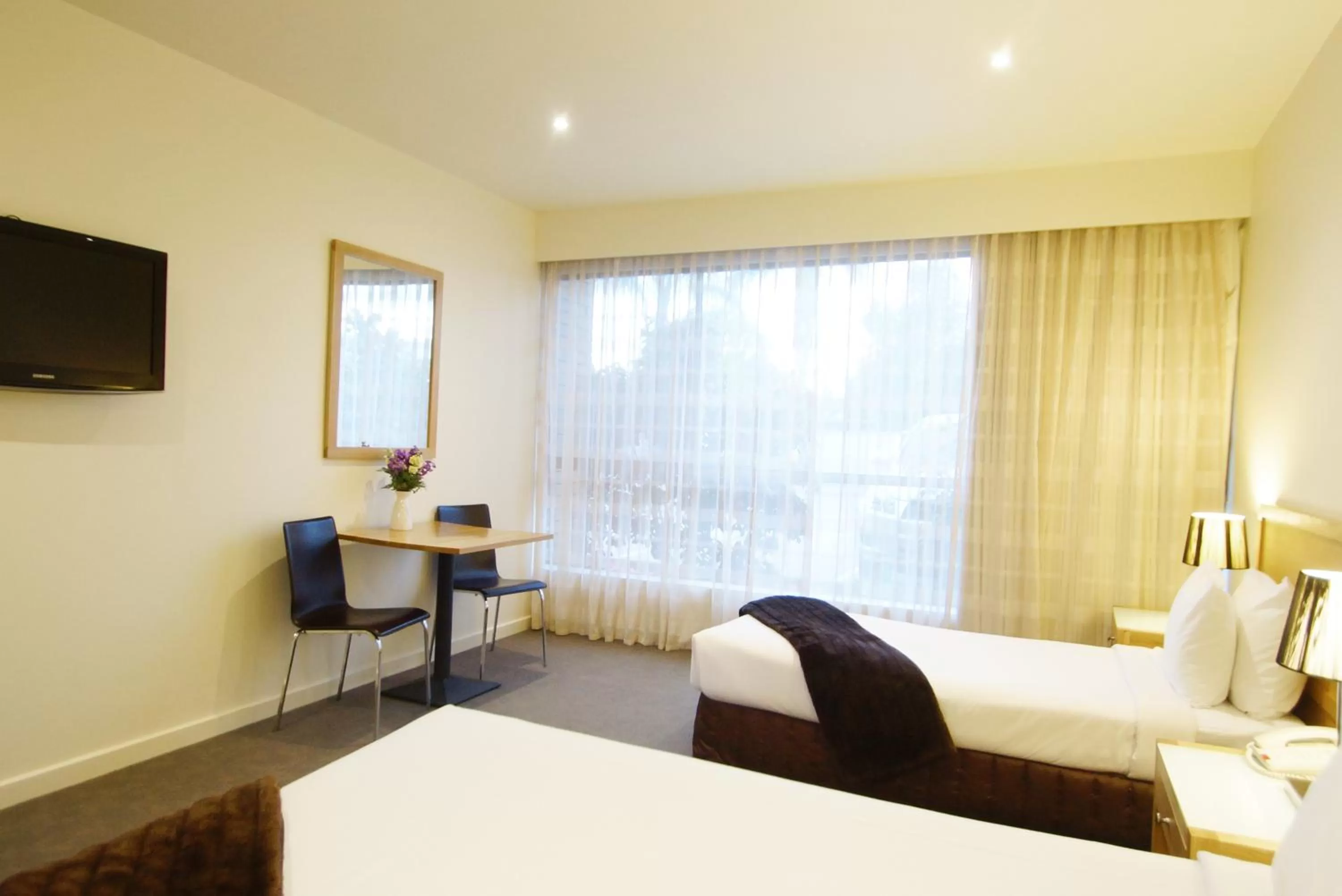 Deluxe Twin Room  in The Wyndhamere Motel Shepparton