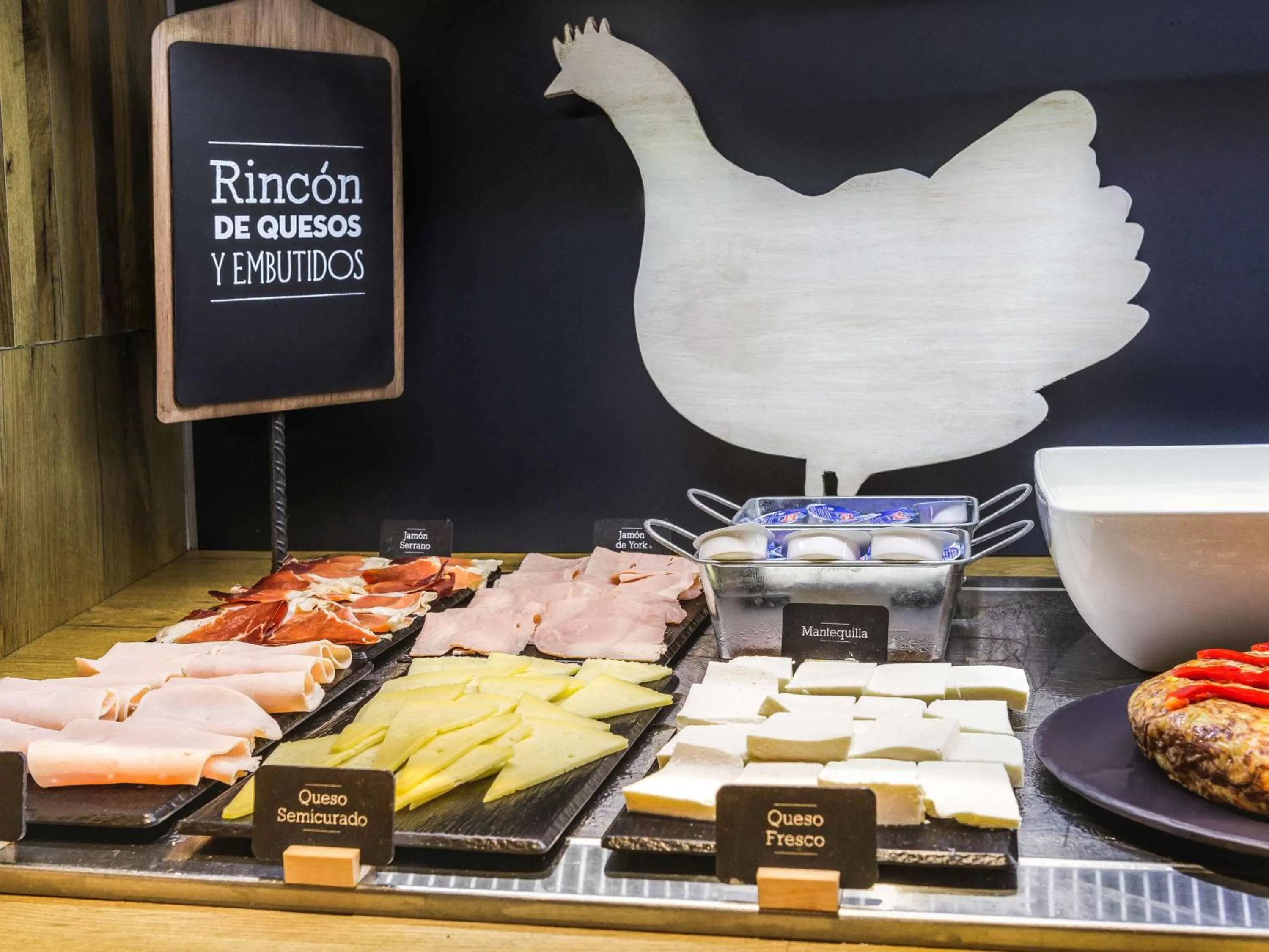 Restaurant/places to eat in Ibis Lleida