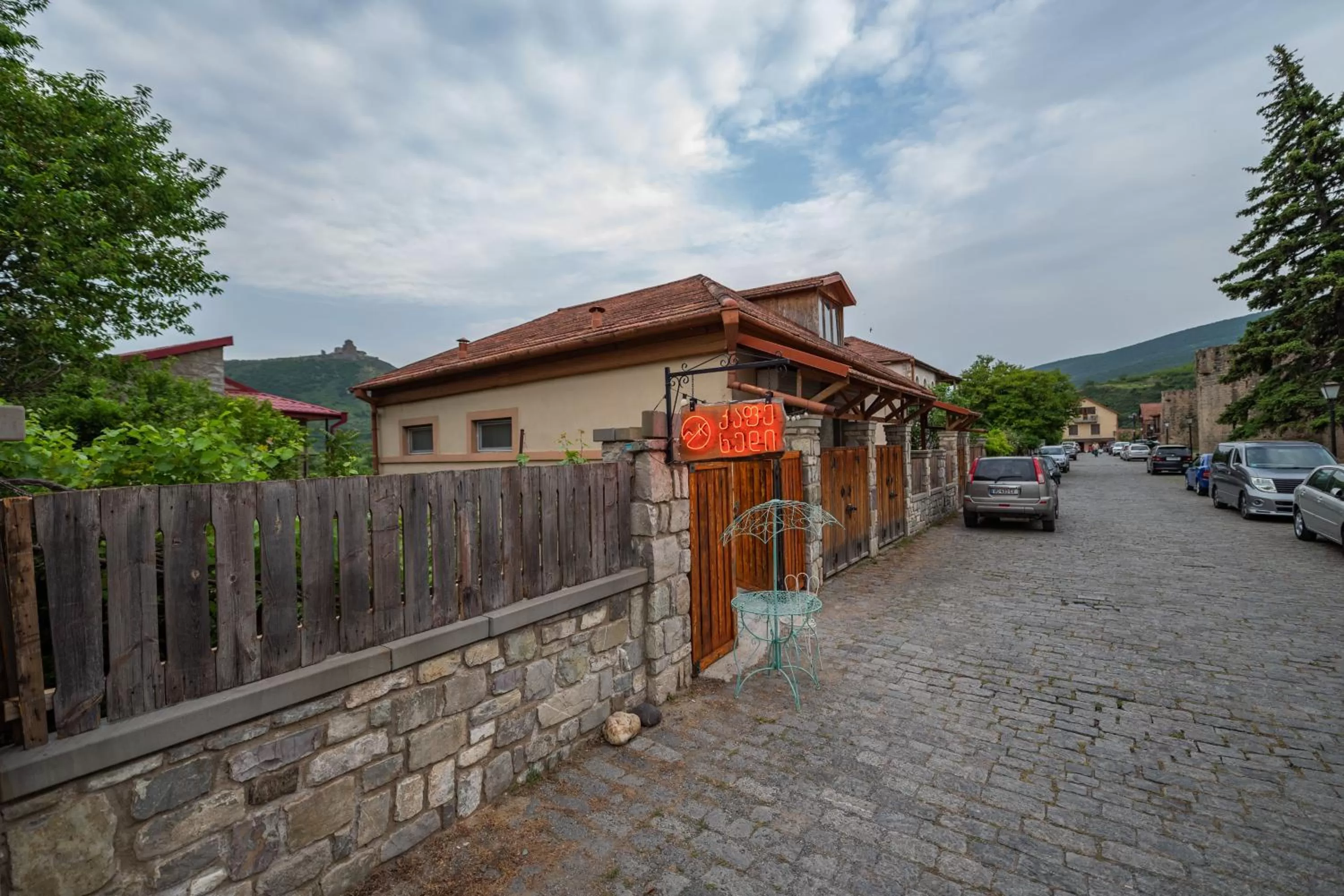 Property Building in Hedi