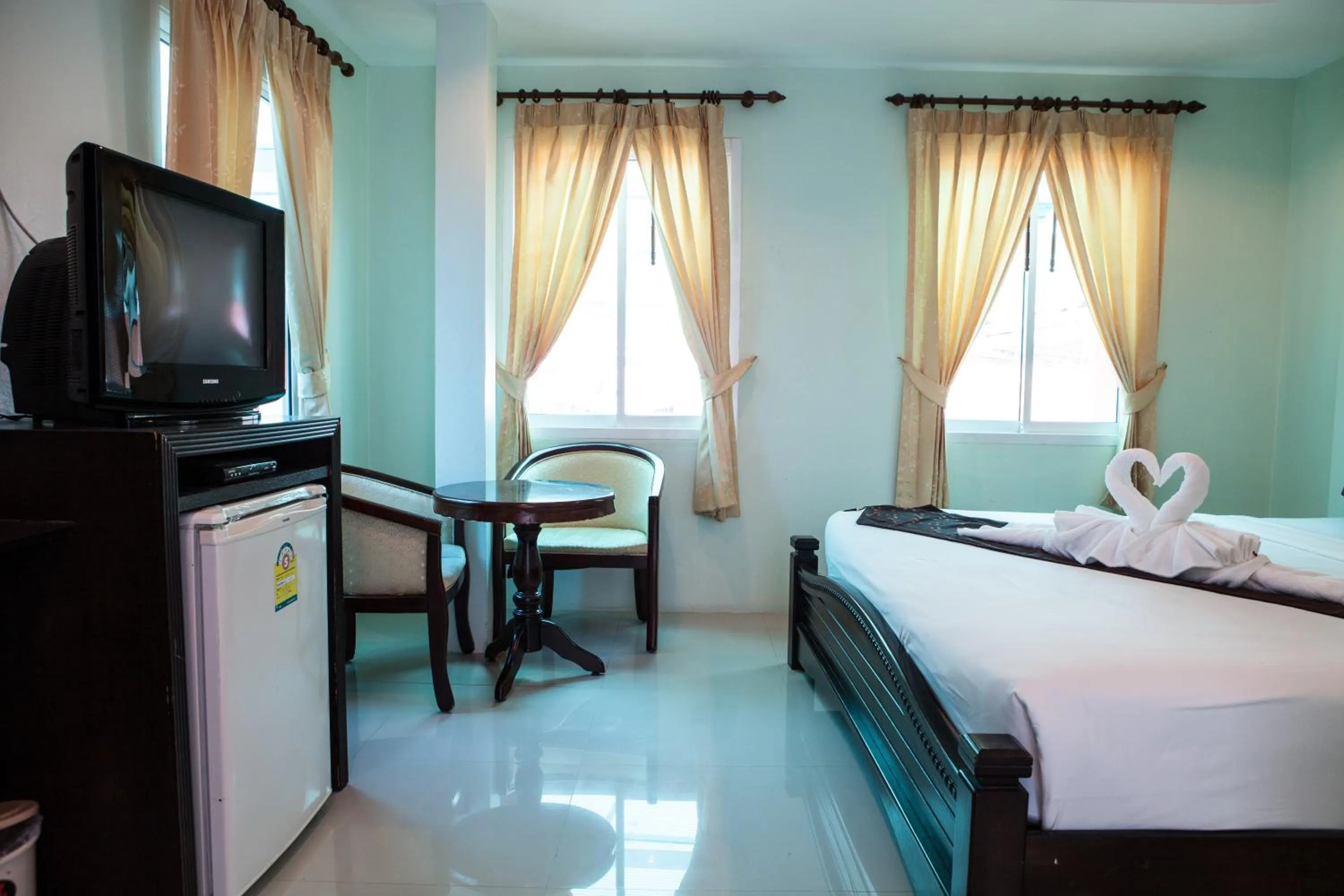 TV and multimedia, Bed in Fahsai Bay Villa