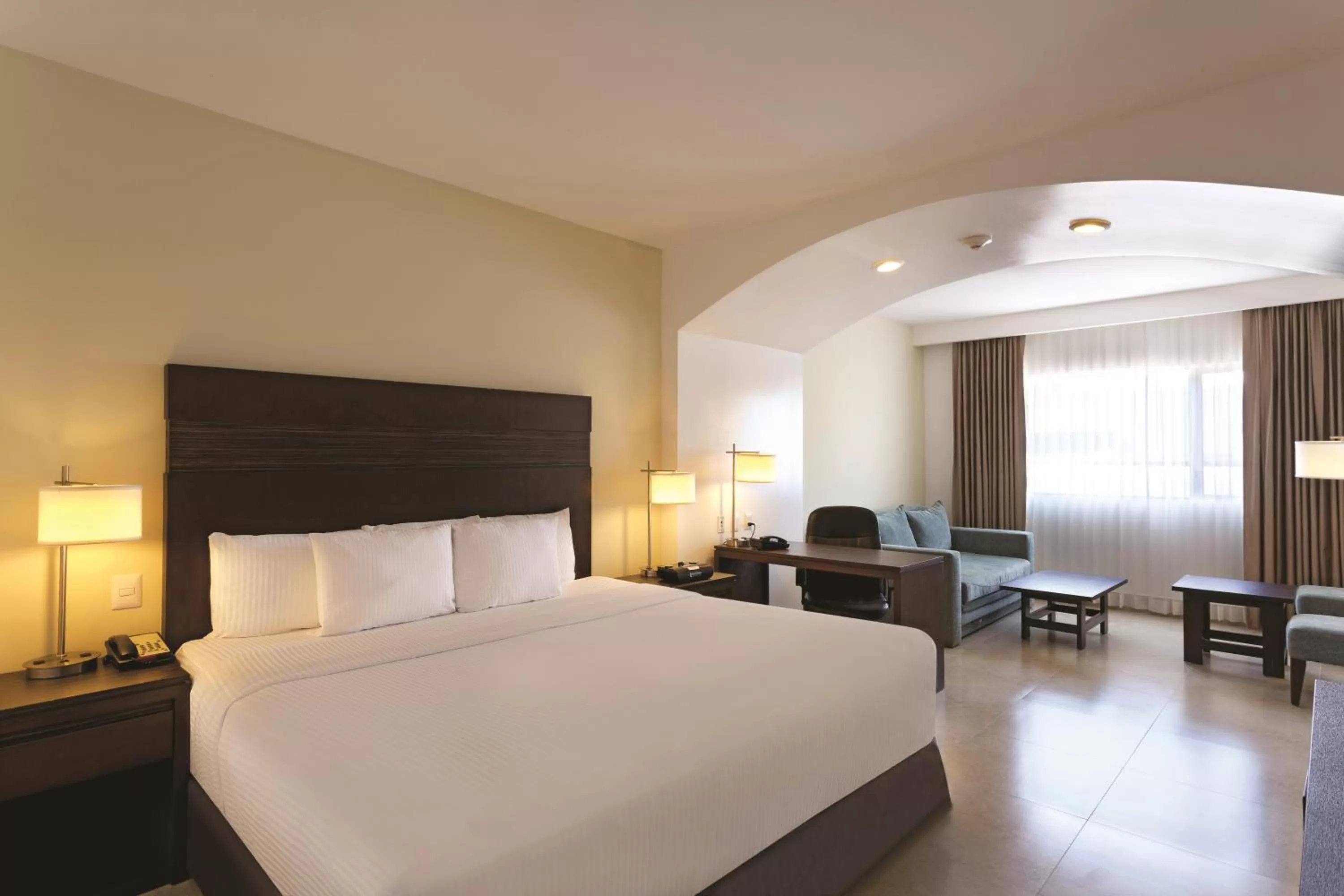 Day, Bed in Wyndham Garden Cancun Downtown