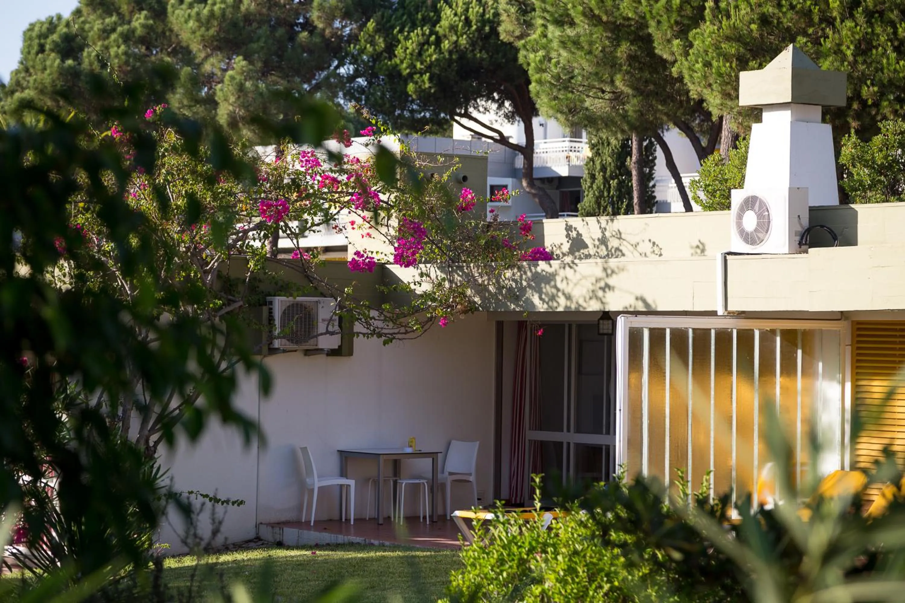 Garden in Apartamentos Turisticos Pinhal Da Marina
