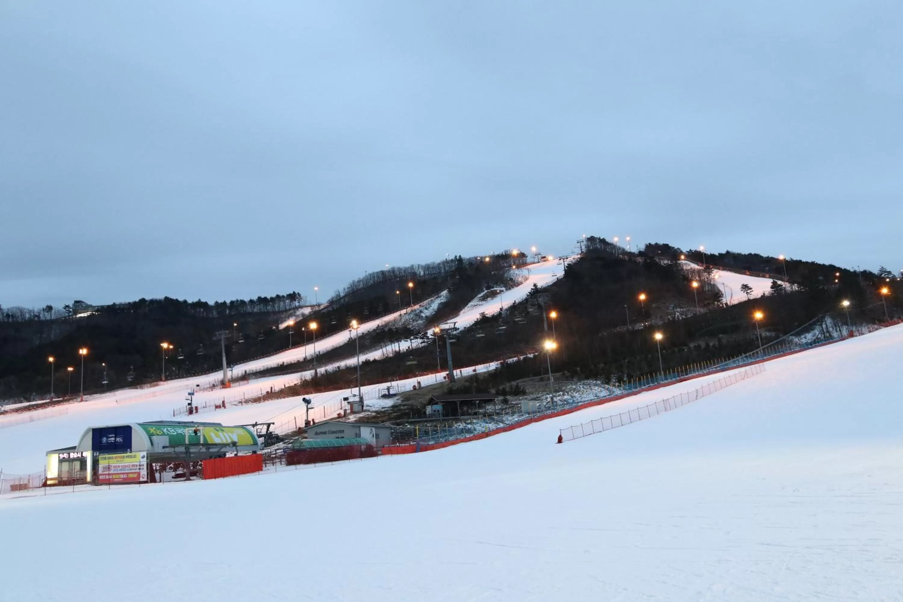 Area and facilities in Intercontinental Alpensia Pyeongchang Resort by IHG