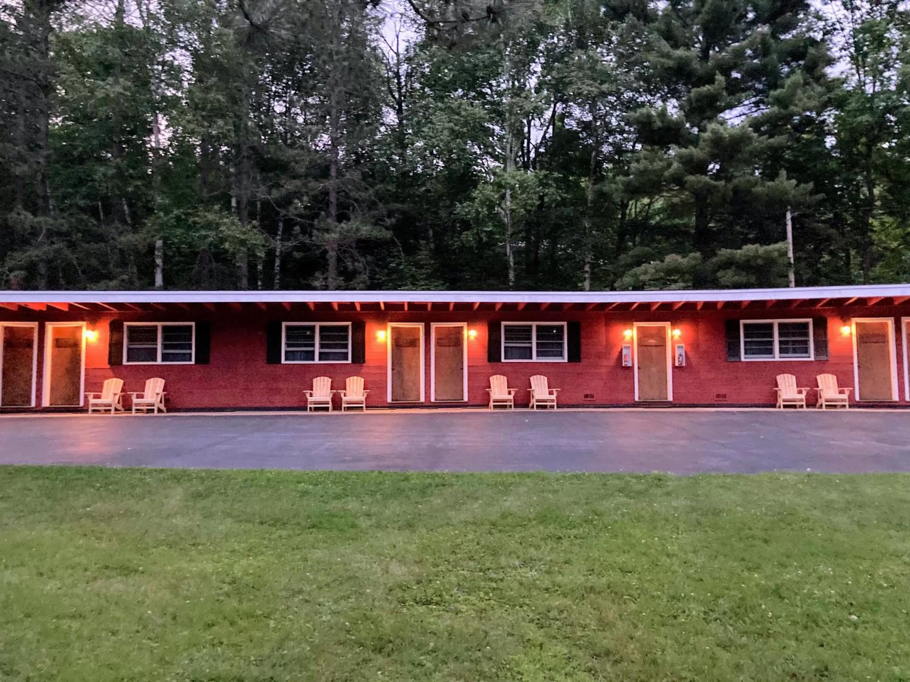 Property building in The Lorca Adirondacks Motel