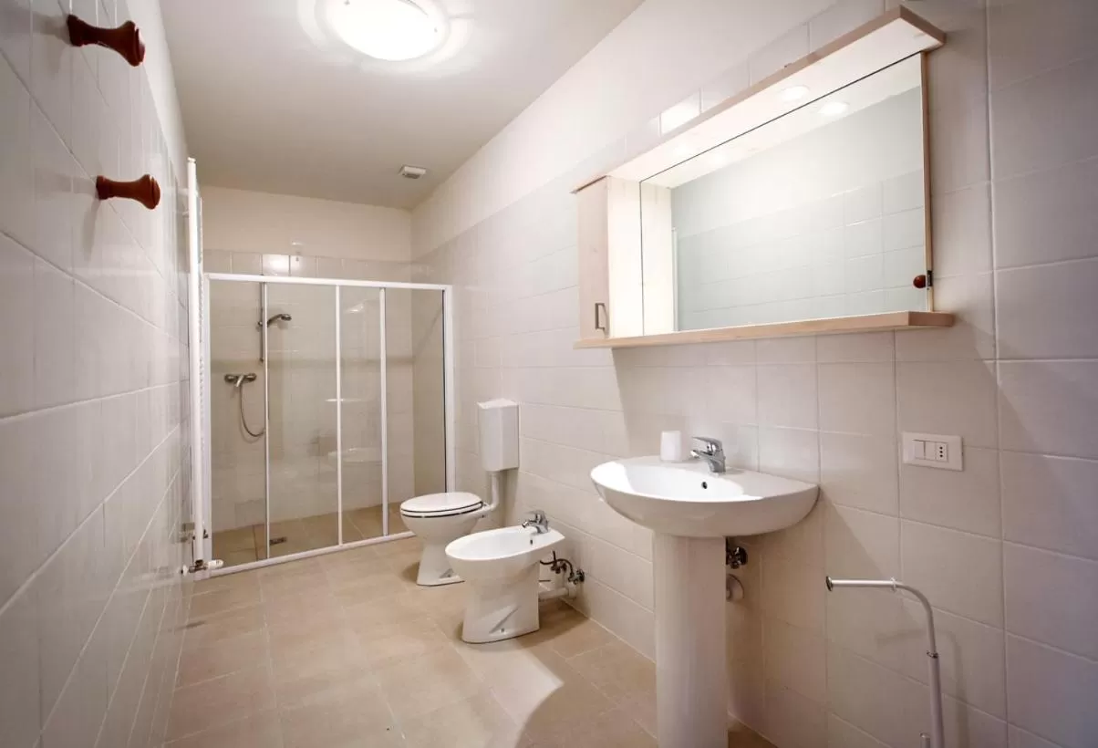 Bathroom in Albergo Diffuso Tolmezzo
