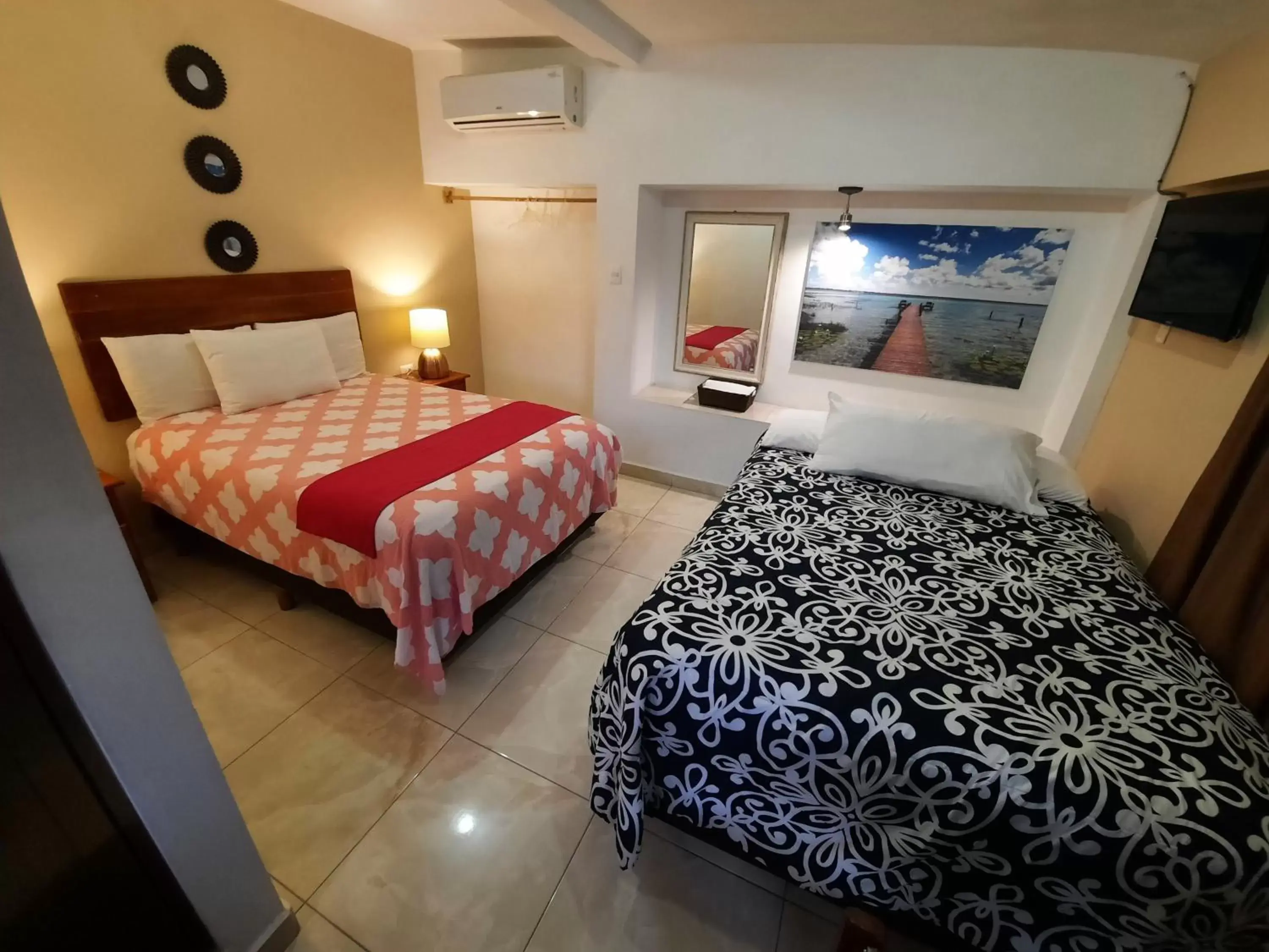 Twin Room with Private Bathroom in Hotel Casa Lima Bacalar Twin Room with Private Bathroom in Hotel Casa Lima Bacalar