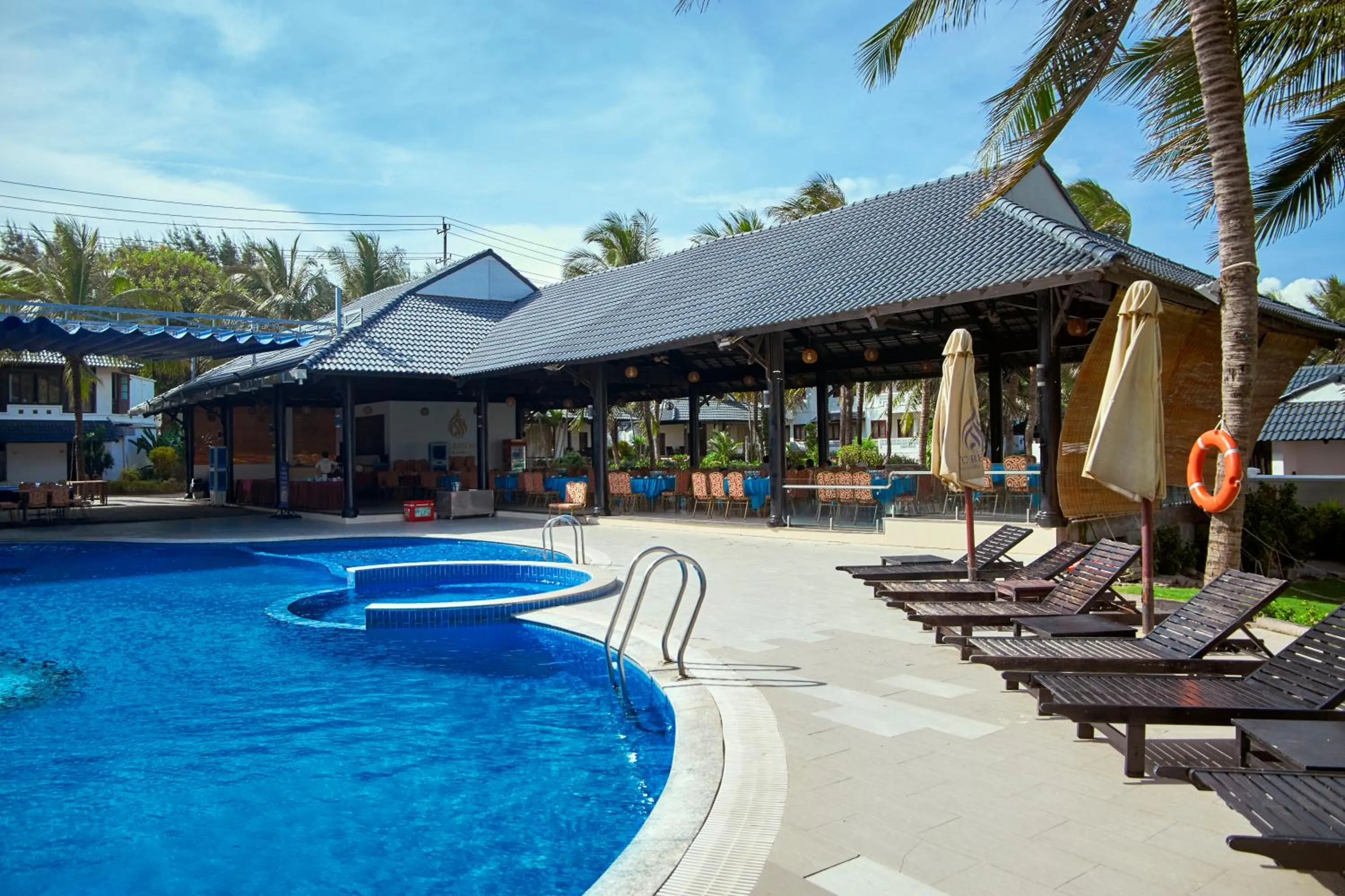 Swimming Pool in TTC Resort Ke Ga