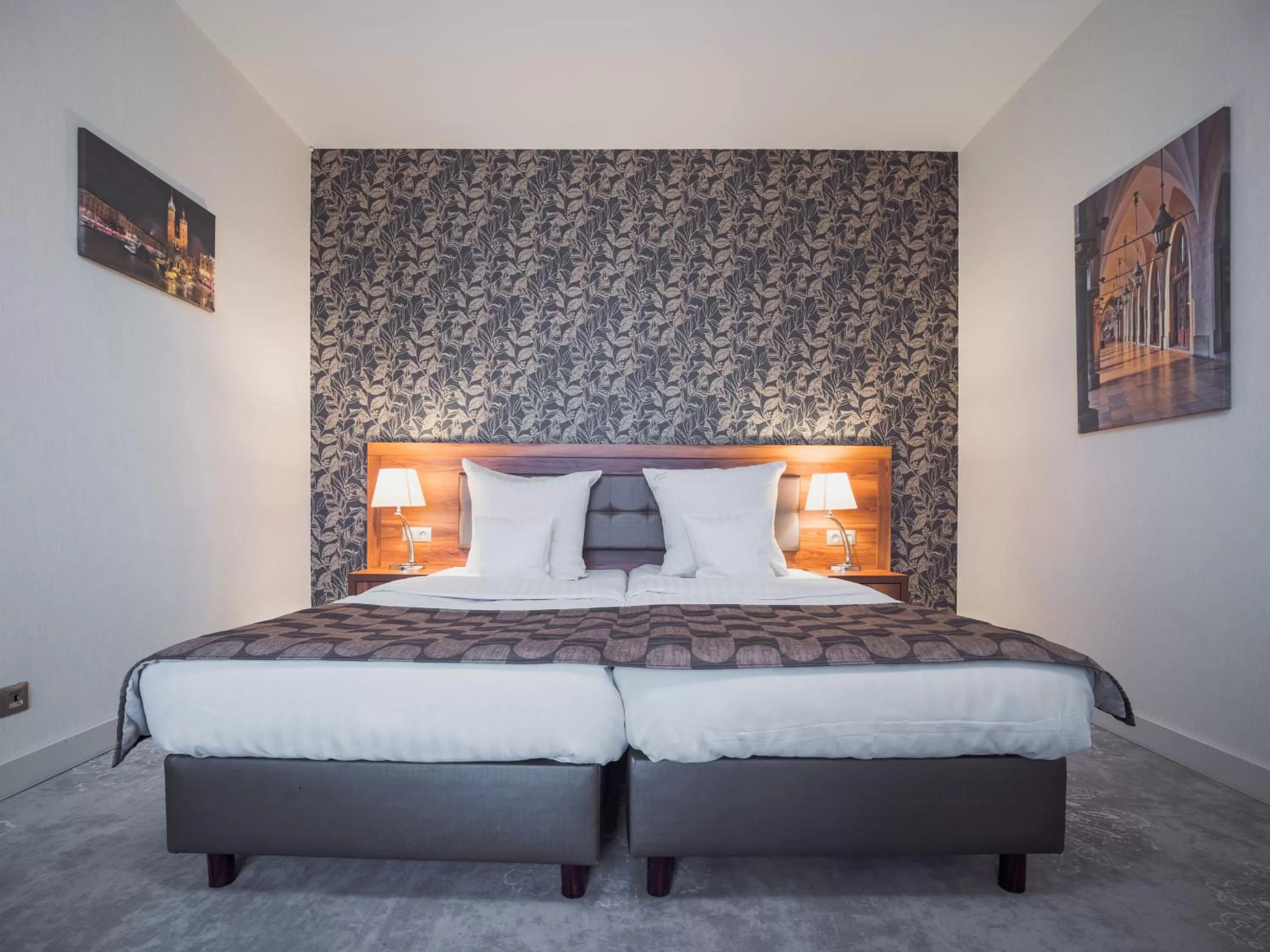 Bed in Hotel Miodowa