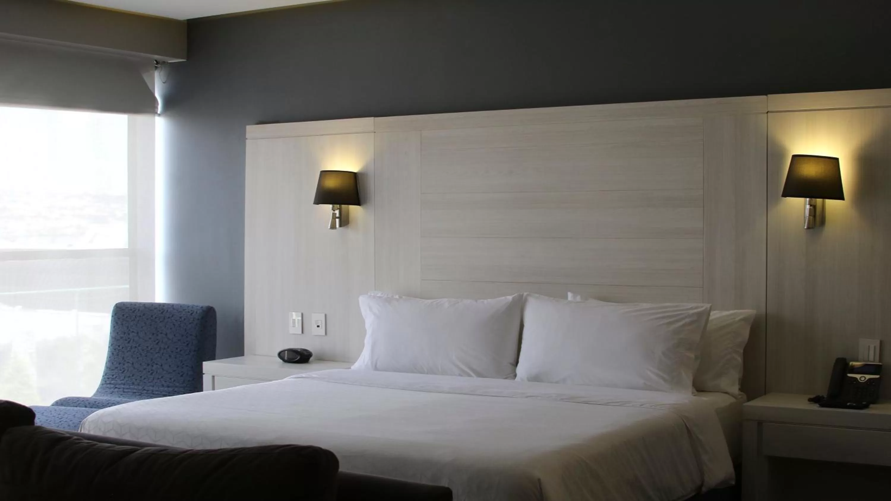 Photo of the whole room, Bed in Holiday Inn Express Pachuca by IHG