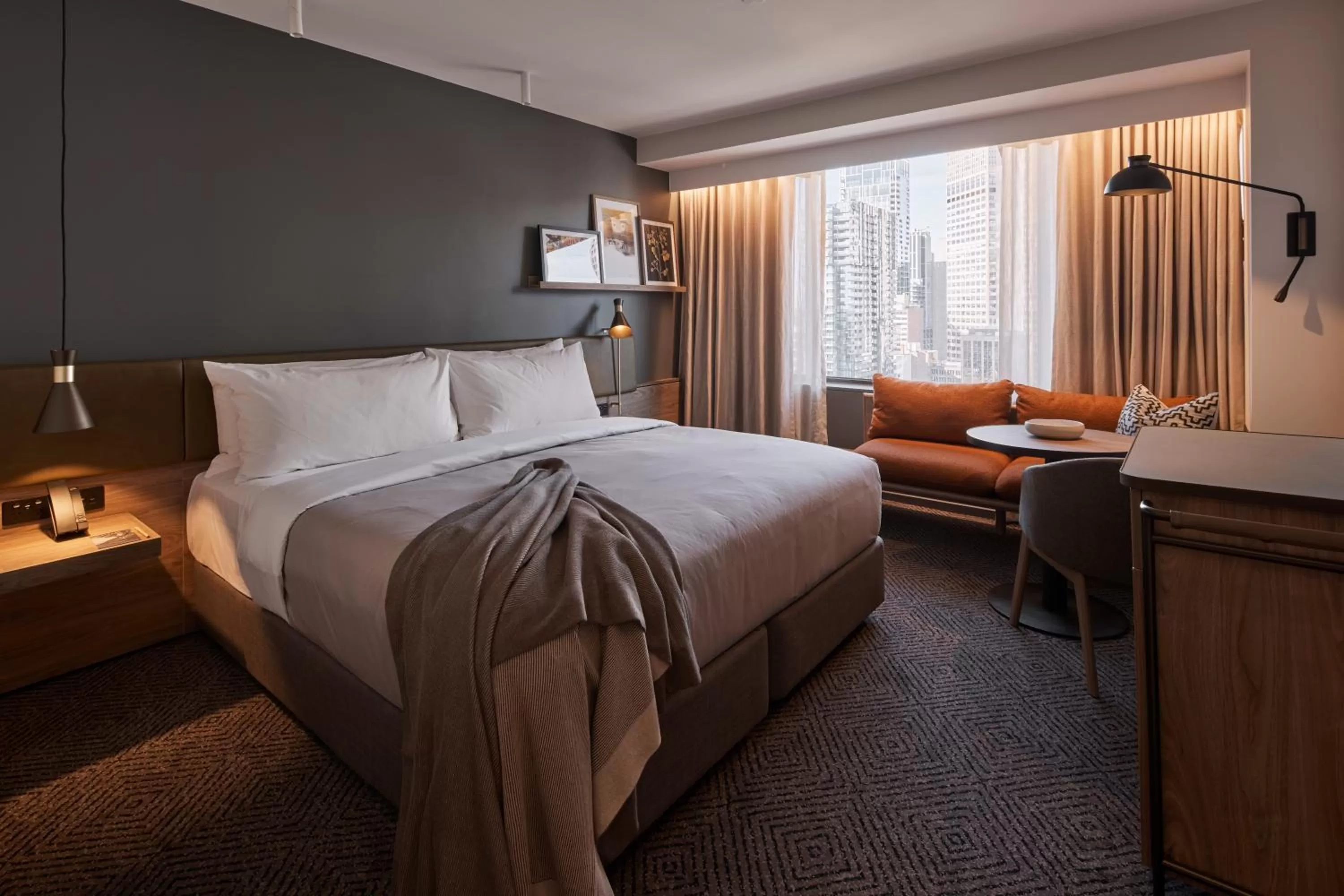 Bed in Rydges Melbourne