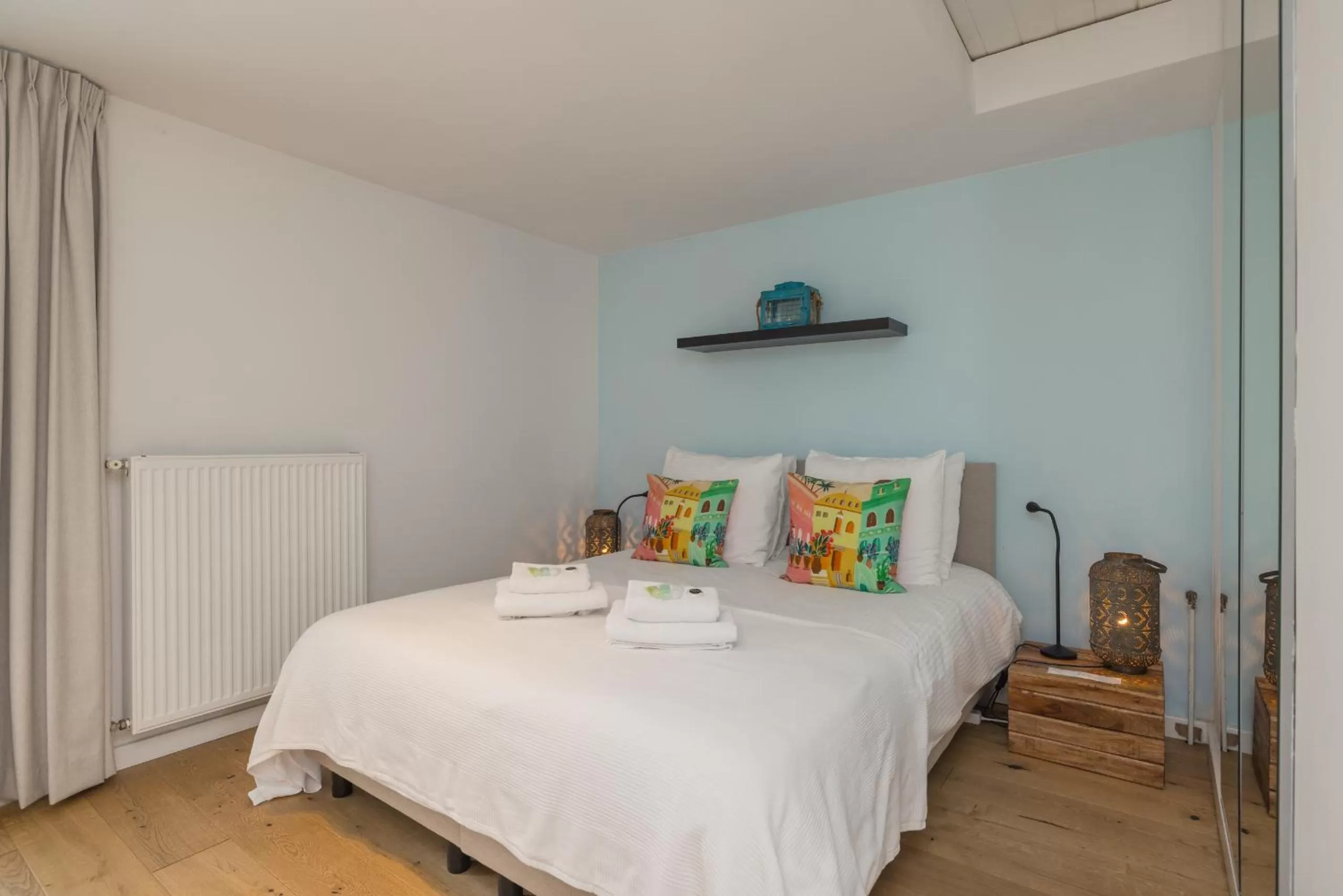 Bed in BeachHouse Oase aan Zee