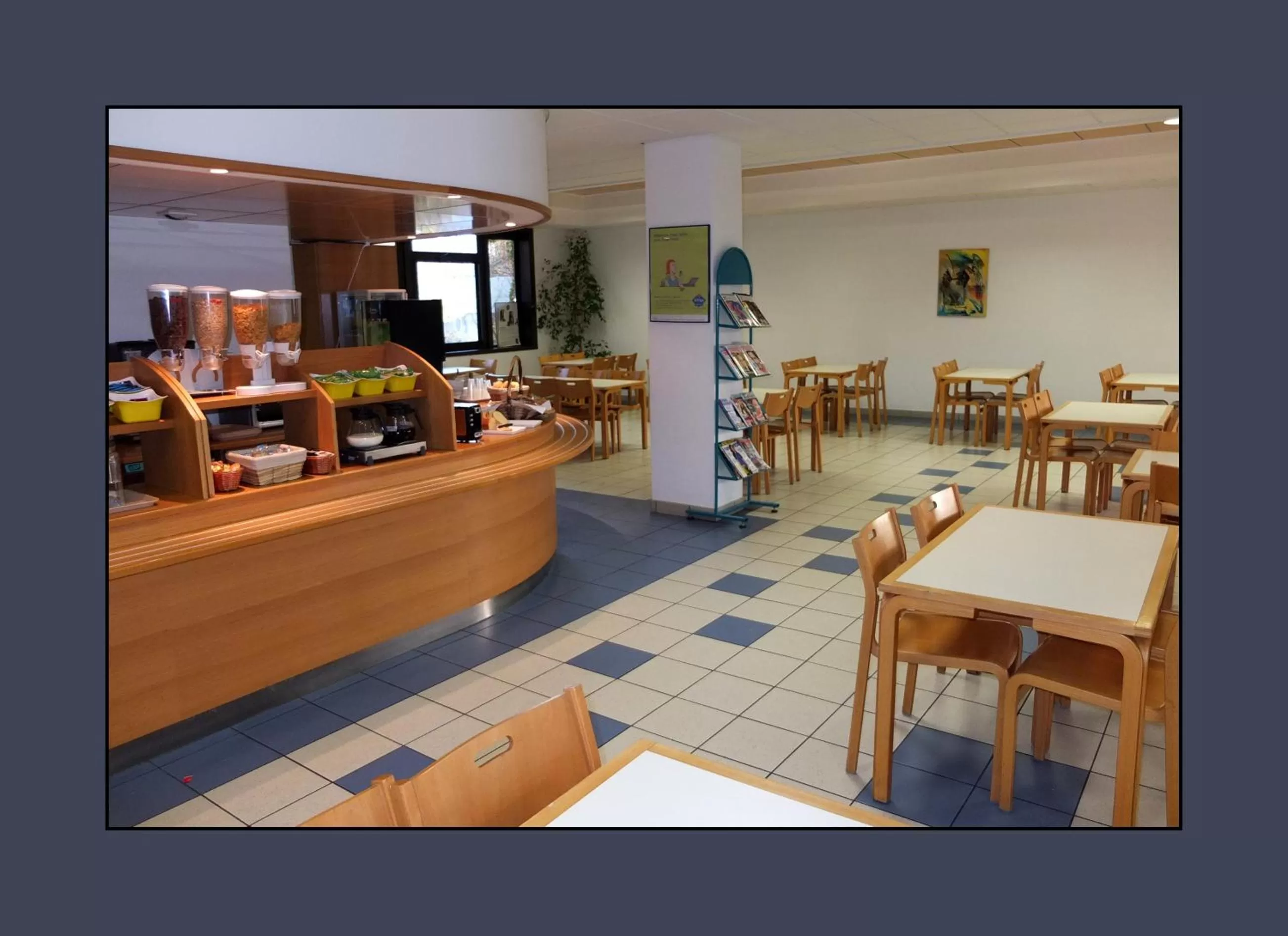 Restaurant/places to eat in Kyriad Direct Montauban Centre
