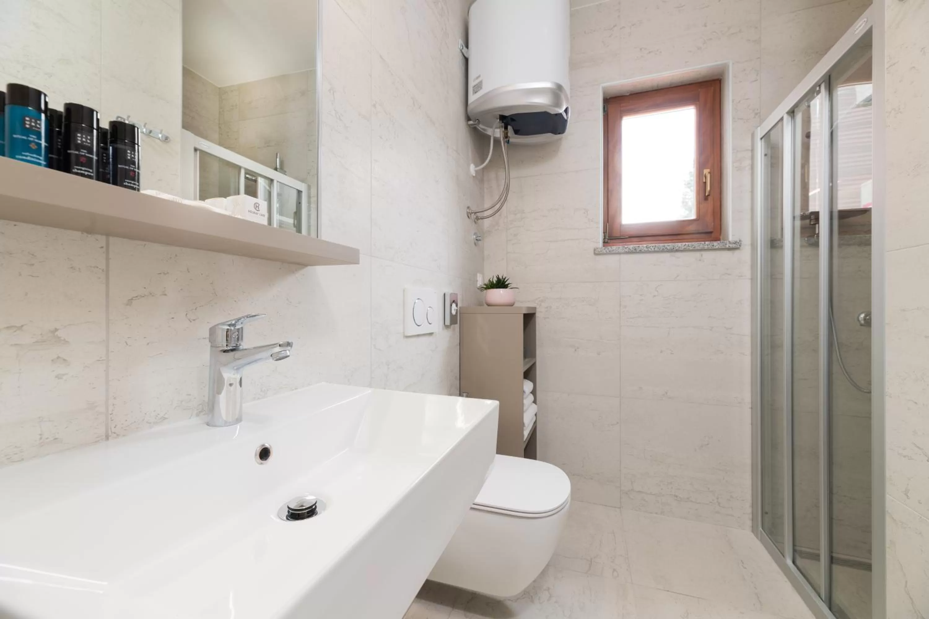 Double room with balcony-Annex Building in RIVALMARE BEACH Boutique Hotel