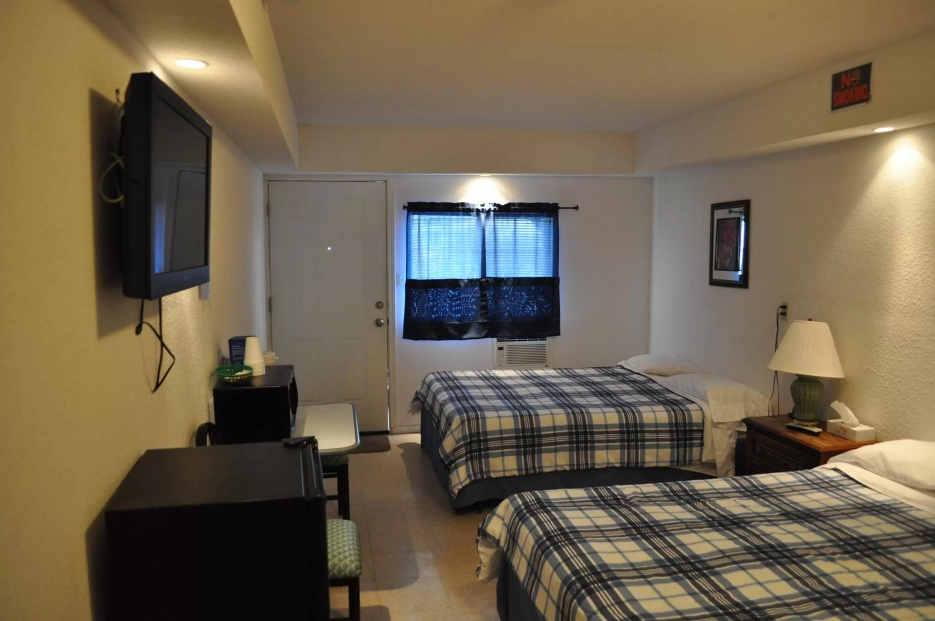 Photo of the whole room, Bed in K7 Bed and Breakfast