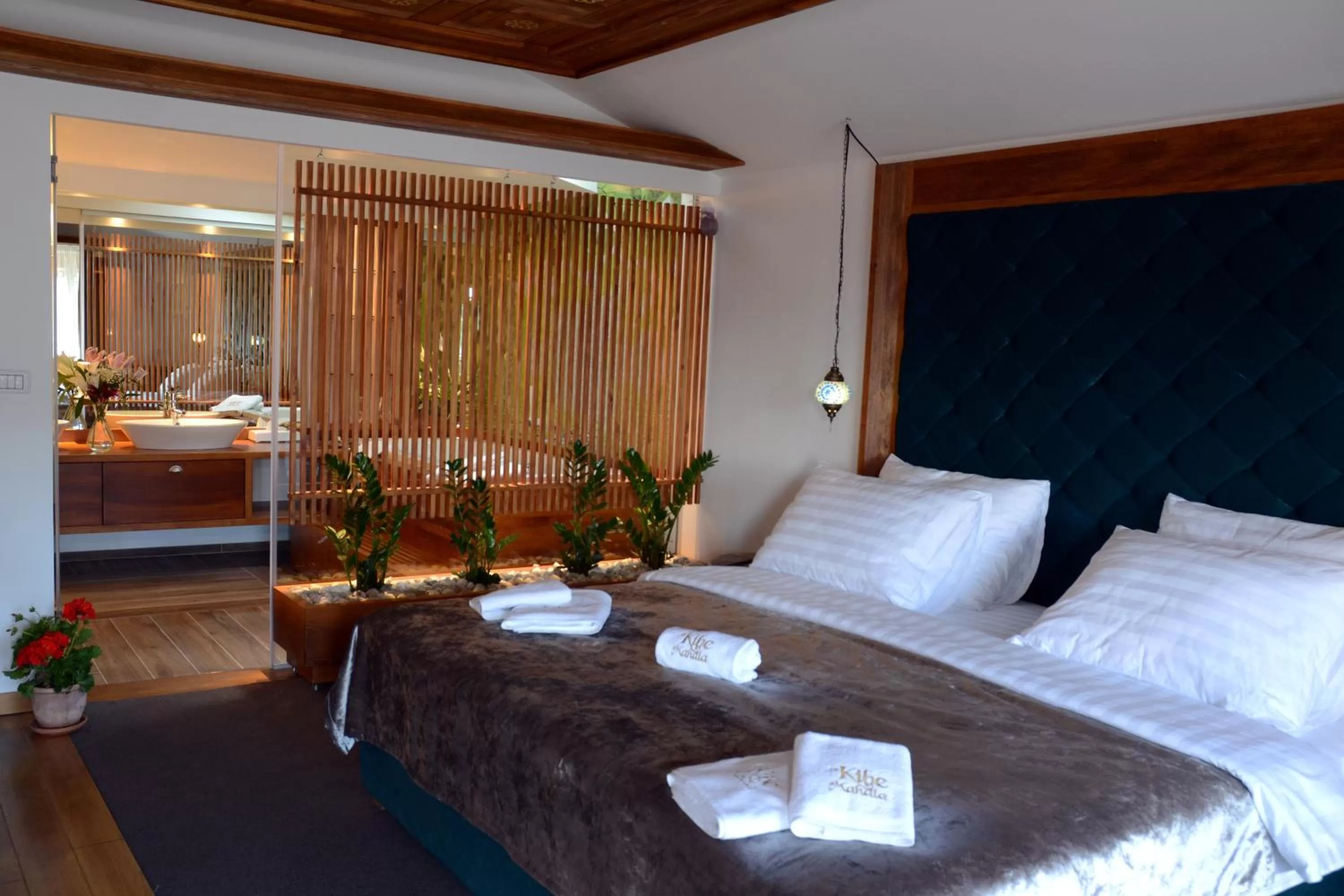 Bed in Rooms Kibe Mahala