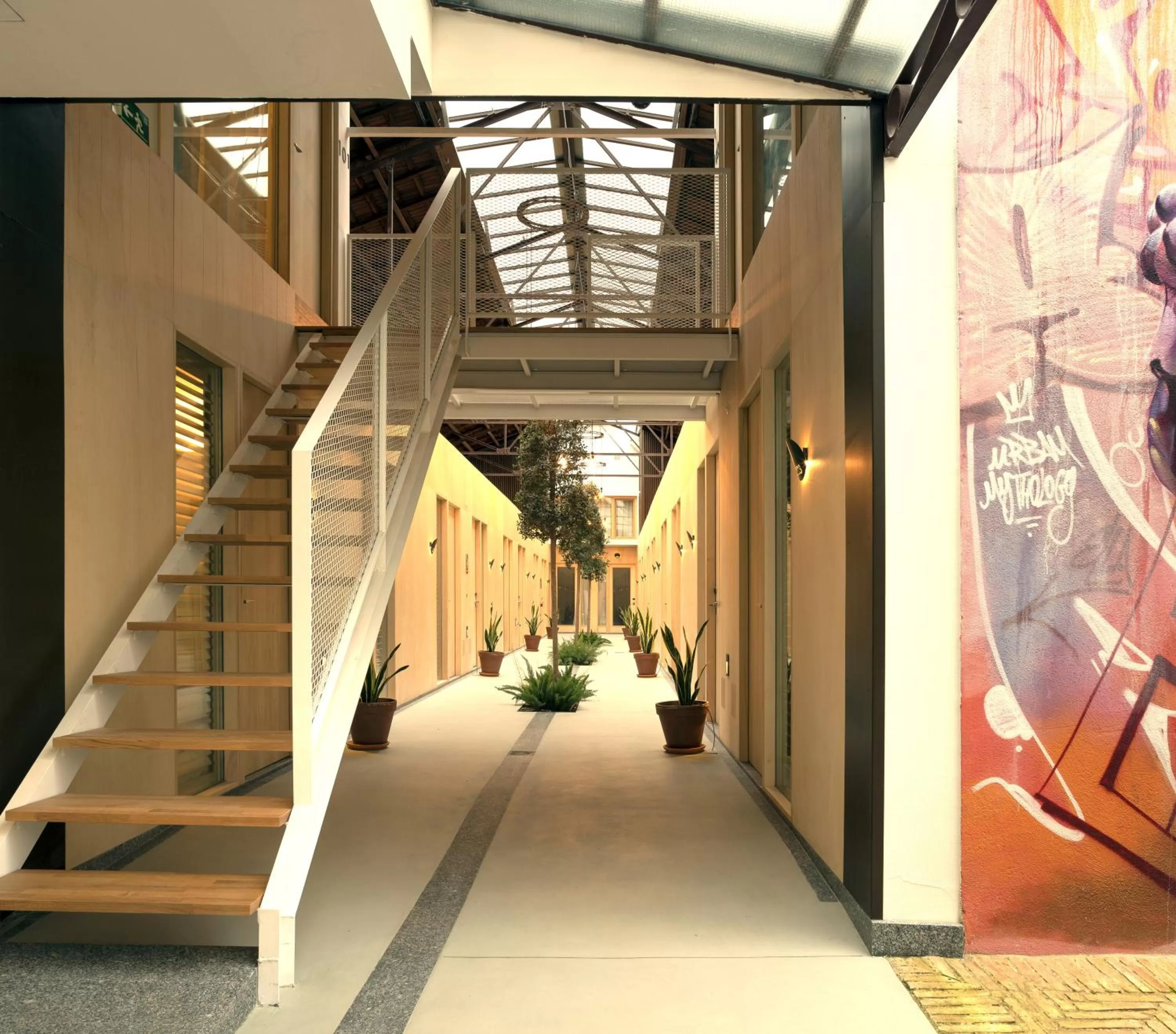 Property building in Mythic Valencia