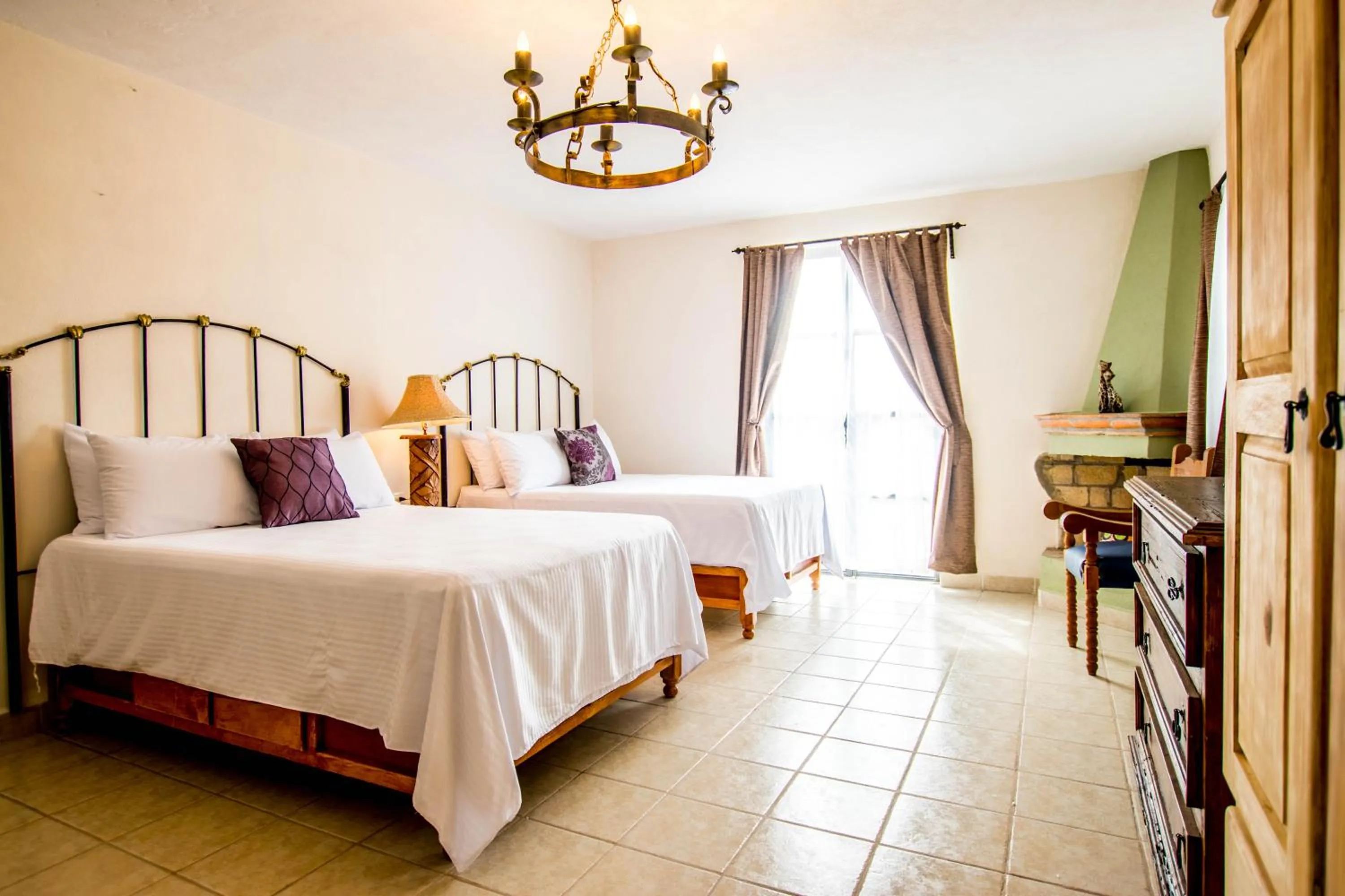 Photo of the whole room in Hotel Casa Santamaría