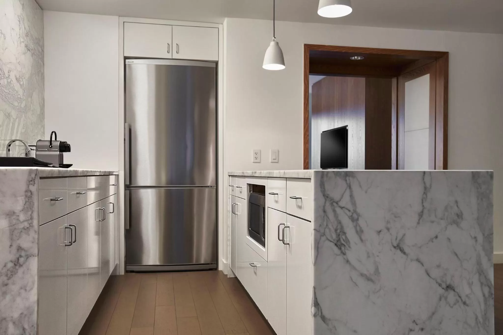 Photo of the whole room in Loews Regency New York Hotel