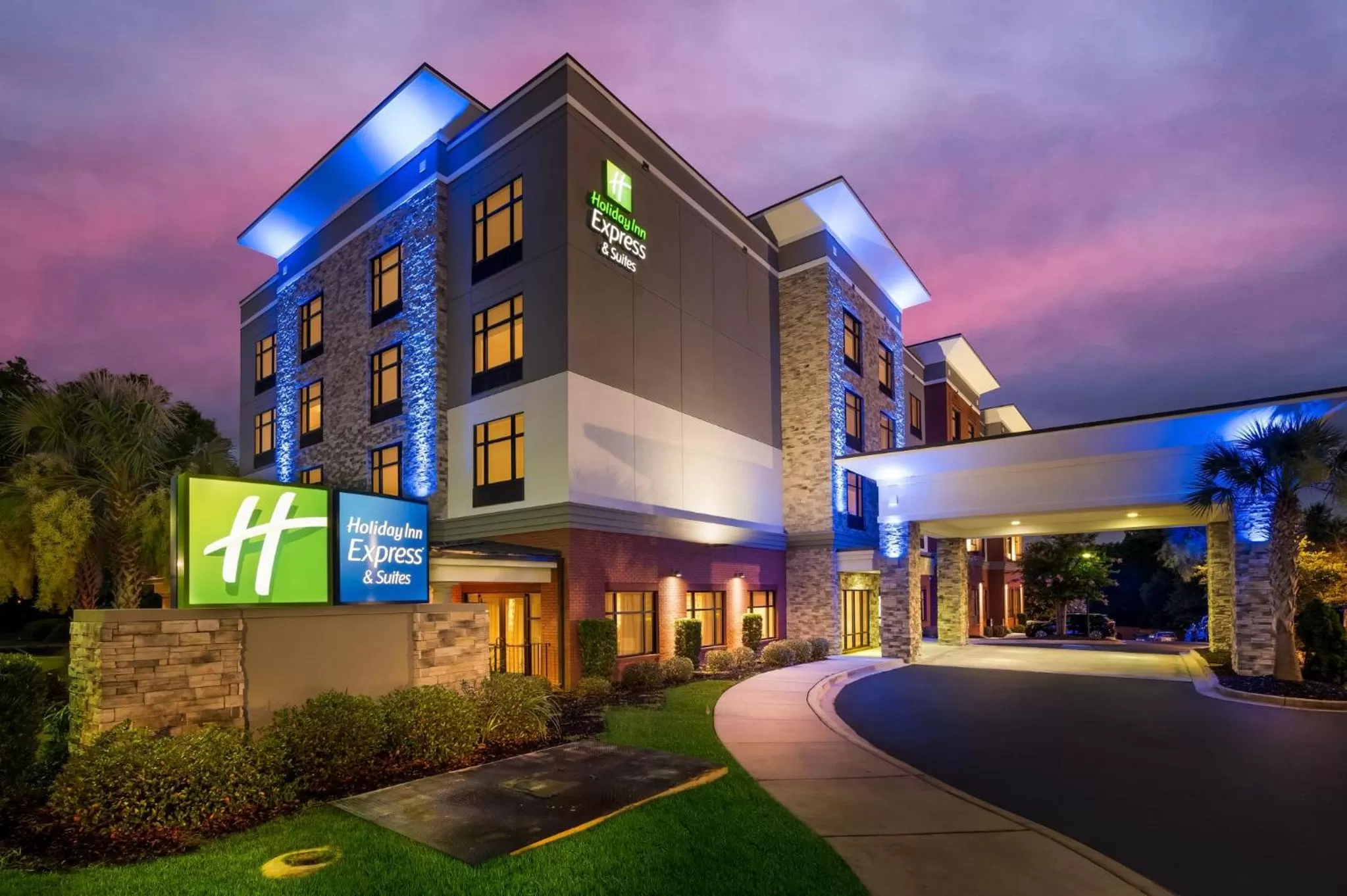 Property building in Holiday Inn Express & Suites Lexington by IHG