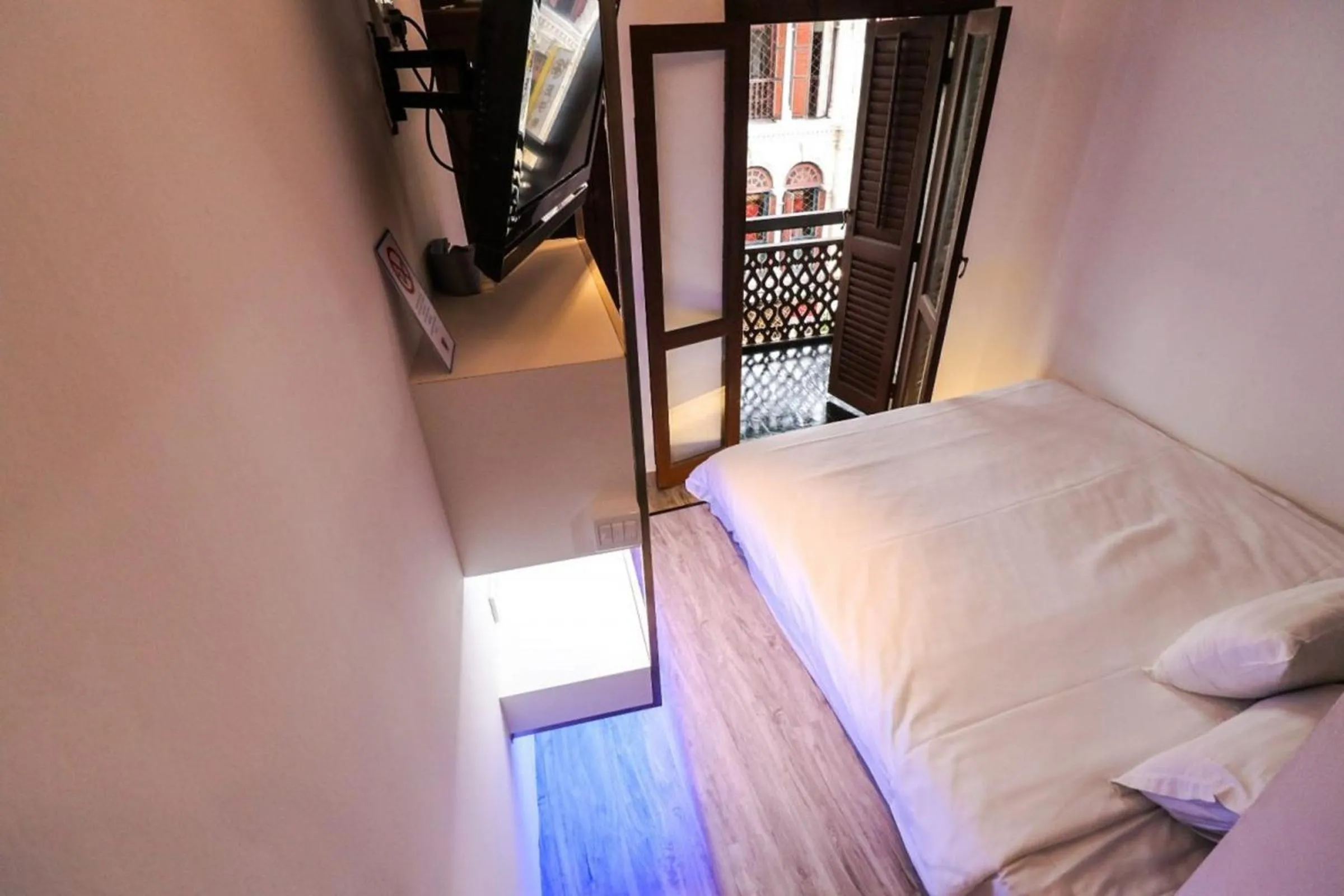 Hotel Calmo Chinatown