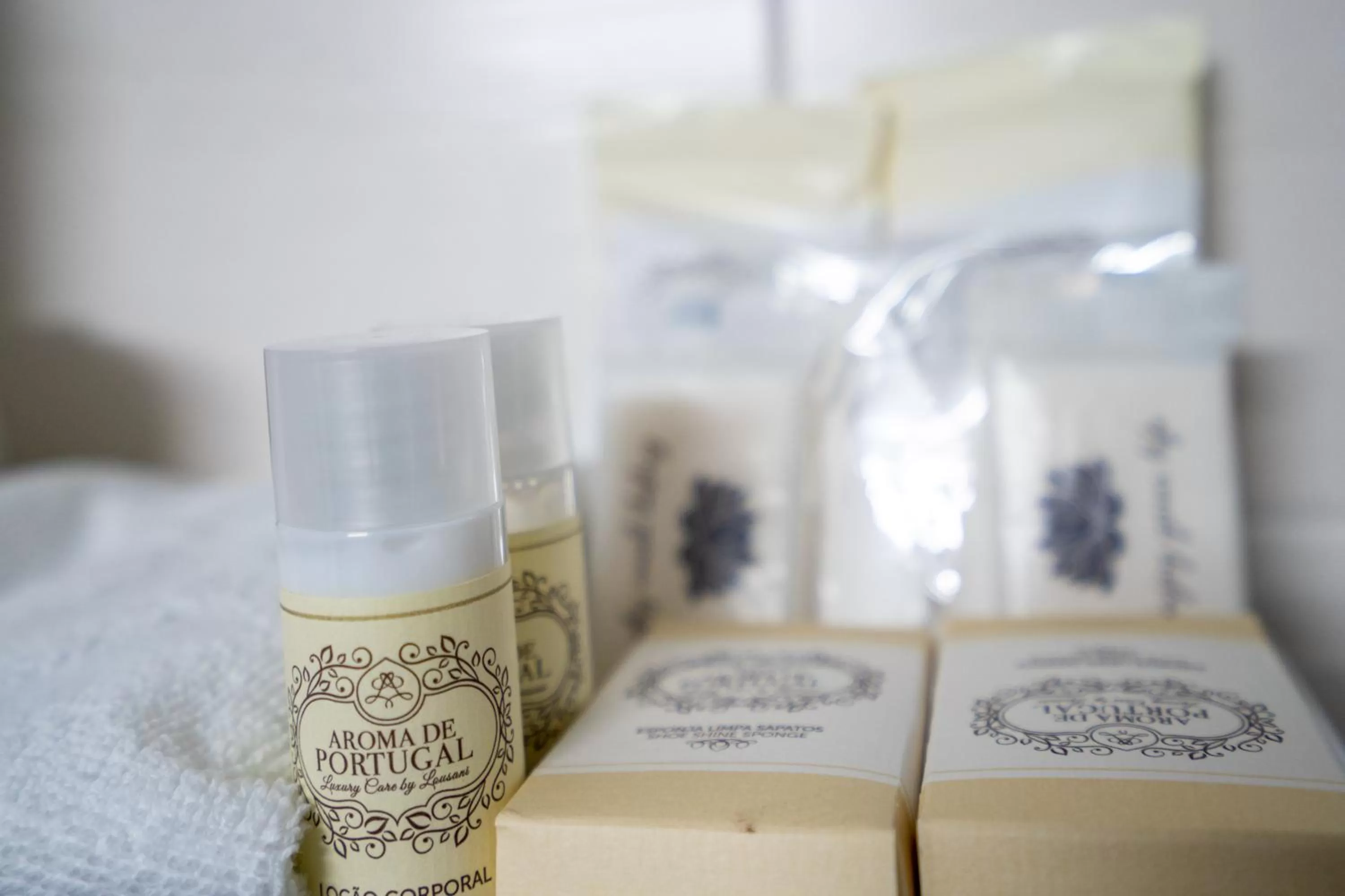 Bathroom in Dinya Lisbon Hotel