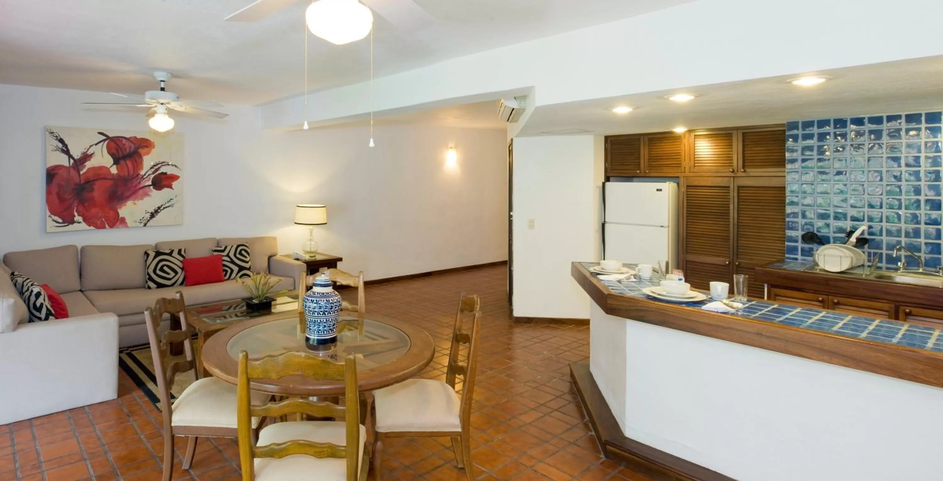 Kitchen or kitchenette in Vamar Vallarta All Inclusive Marina & Beach Resort