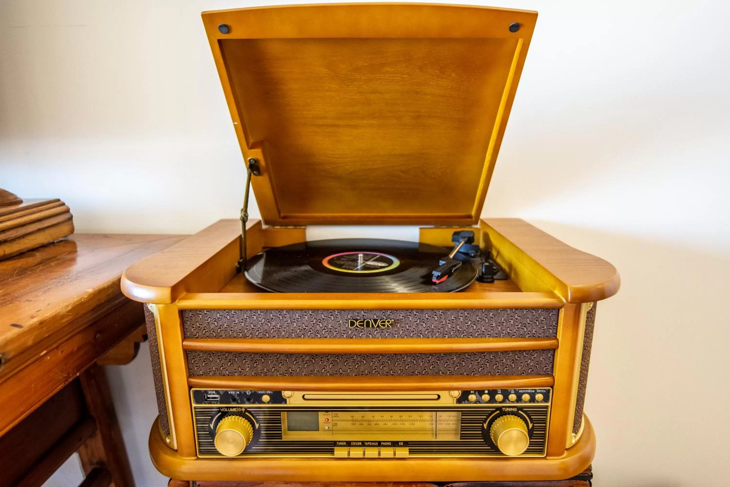 Tolcarne Beach Colonial Restaurant and Rooms