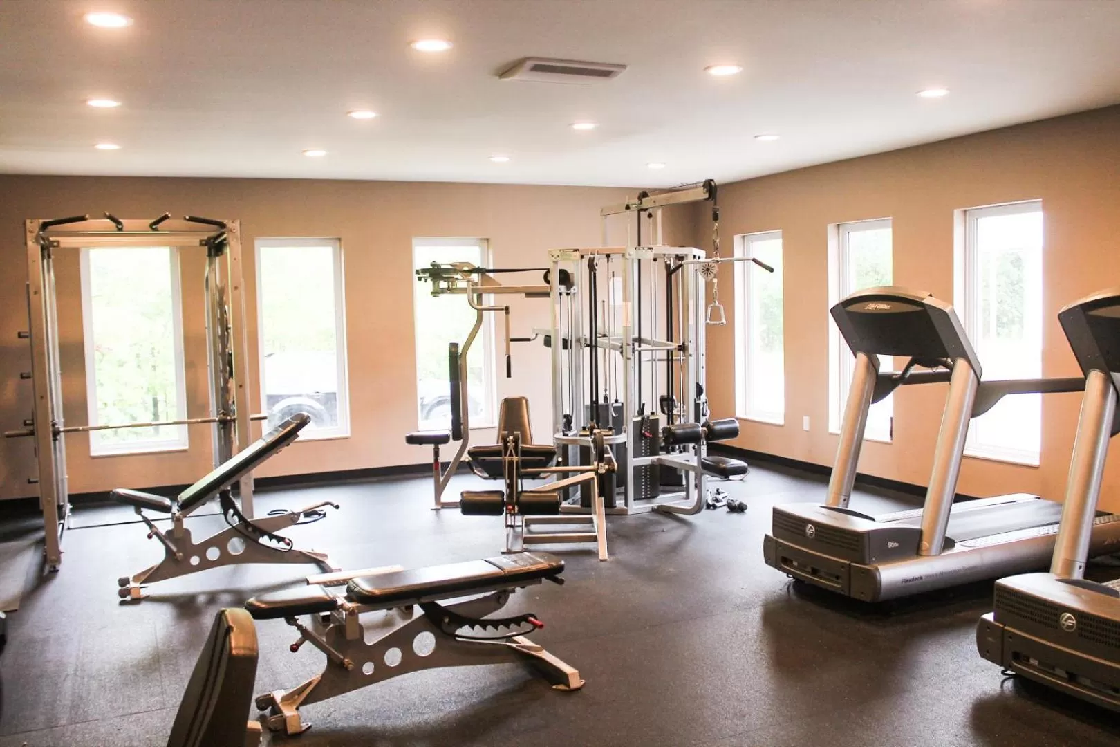 Fitness centre/facilities in Bell's Extended Stay and Suites