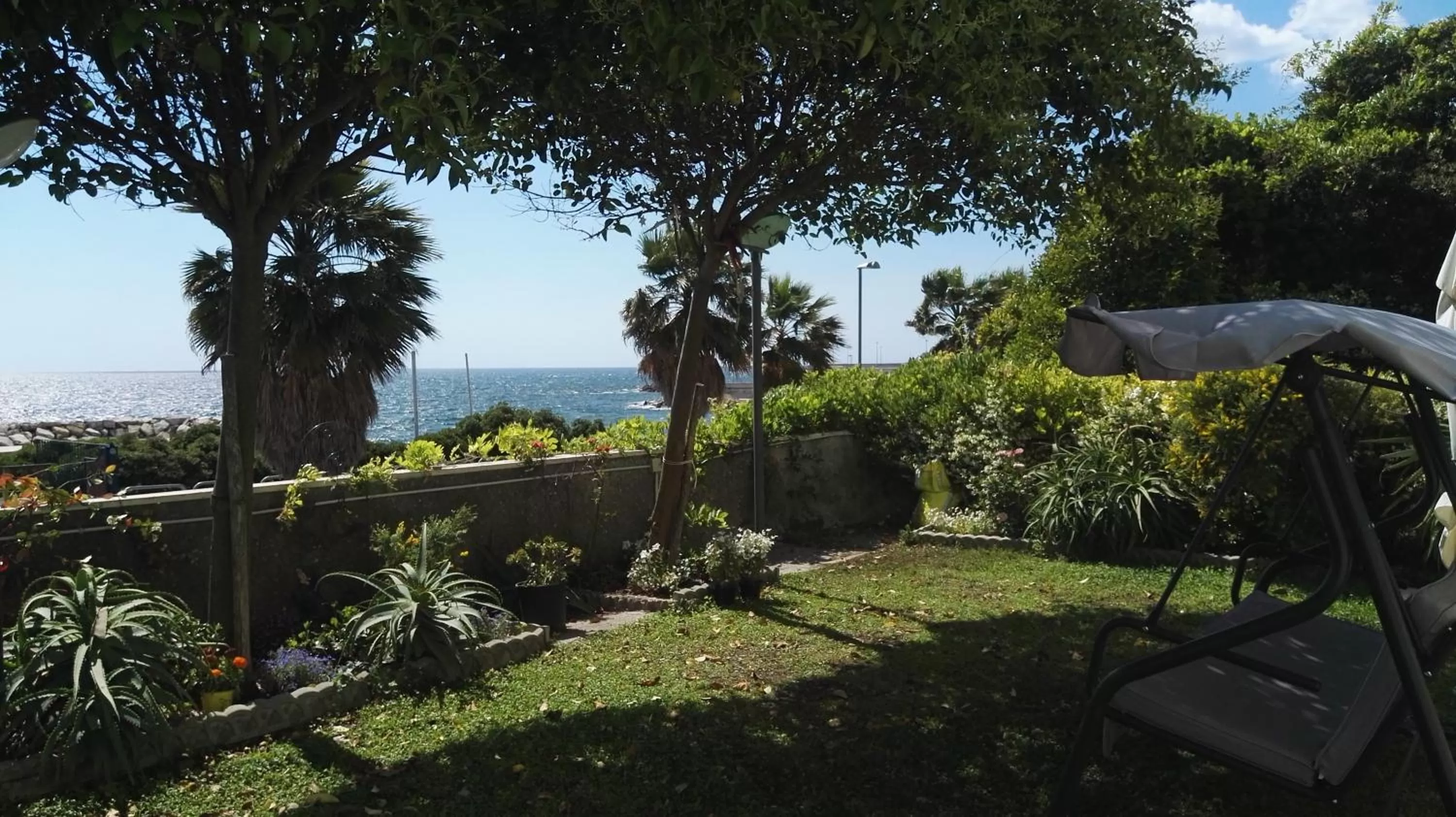 Spring in Maison De Revel