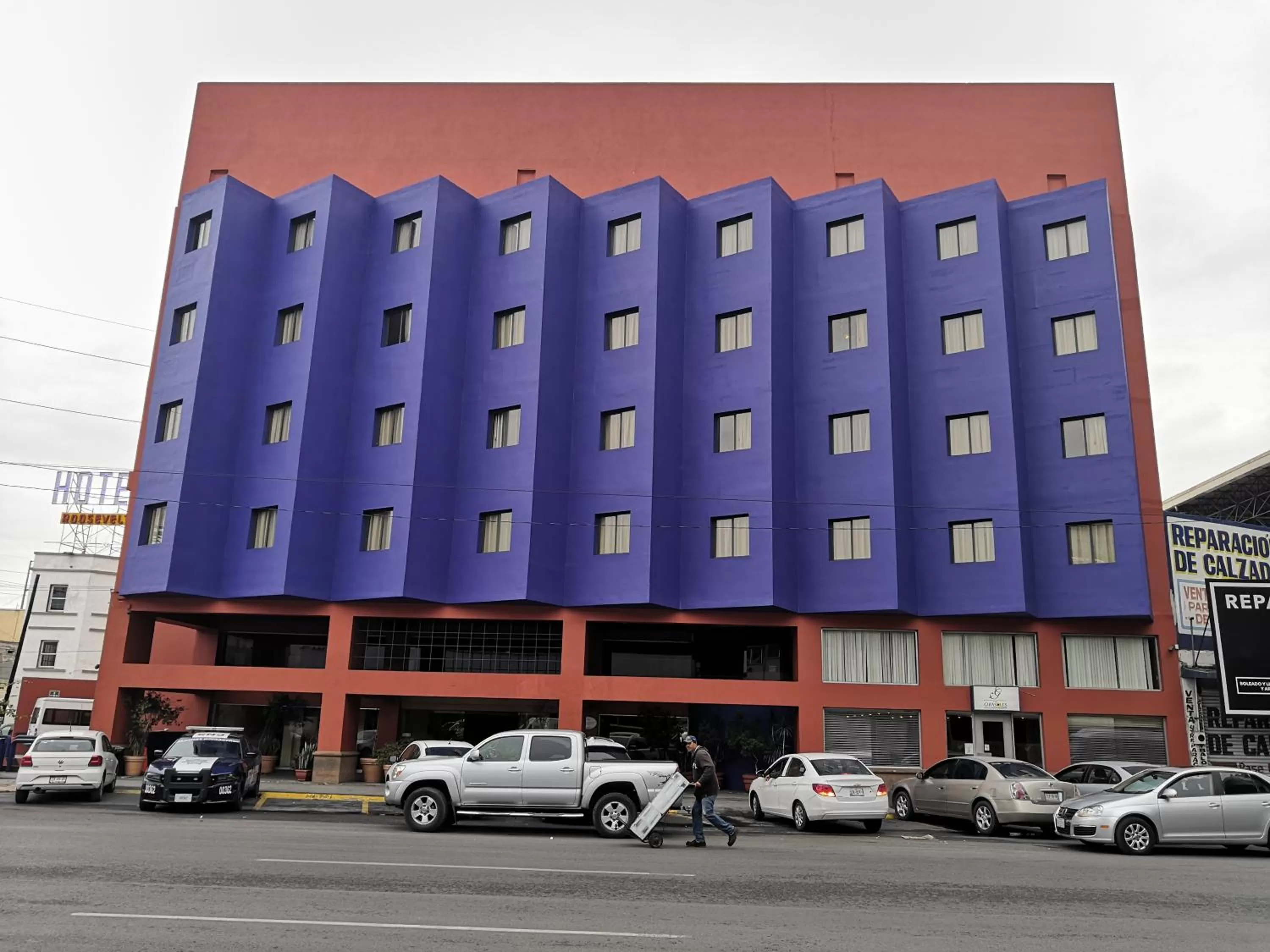 Property building in Hotel Son- Mar Monterrey Centro