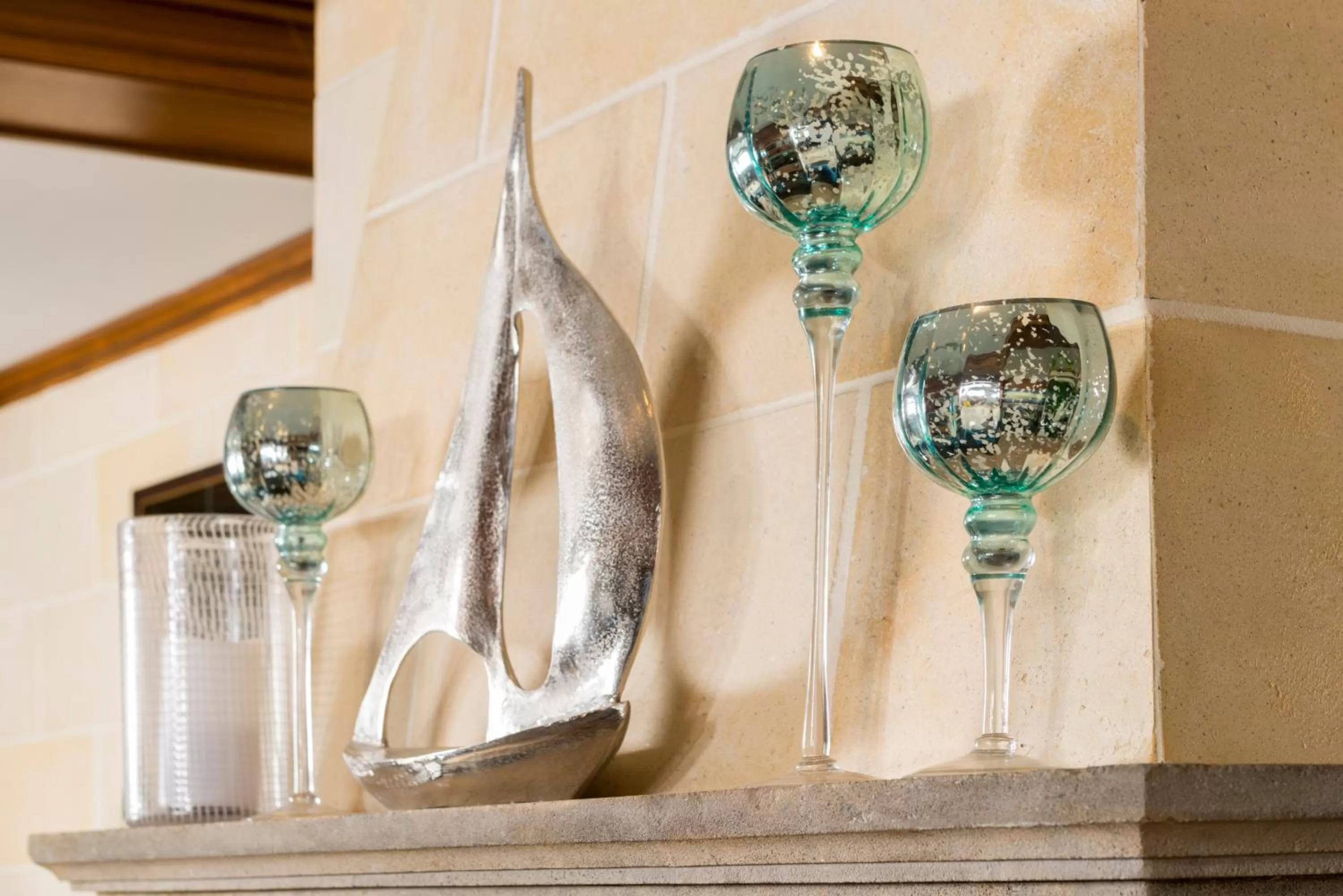 Decorative detail in Ayres Hotel Laguna Woods - Aliso Viejo