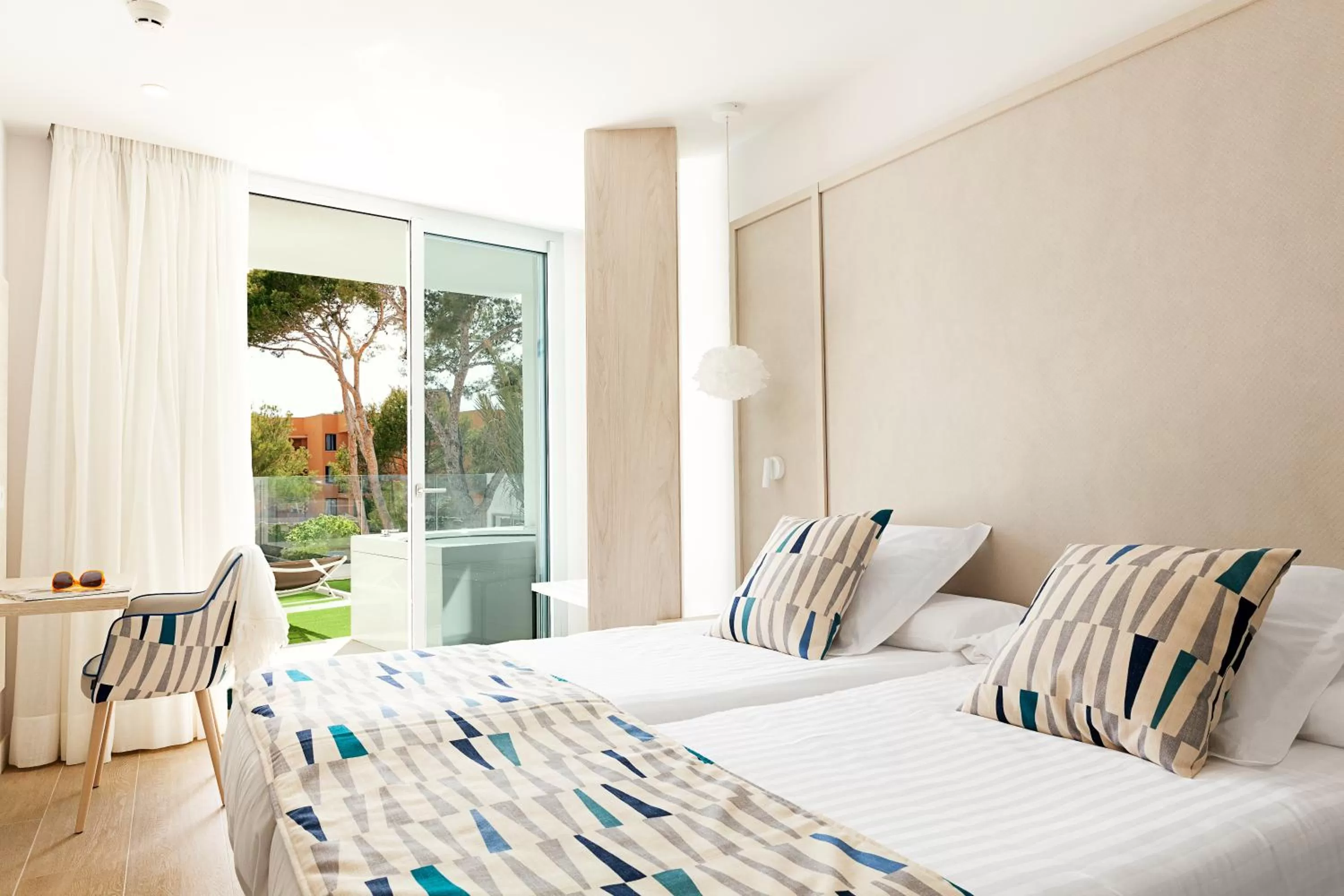 Bedroom, Bed in Diamant Hotel & Aparthotel