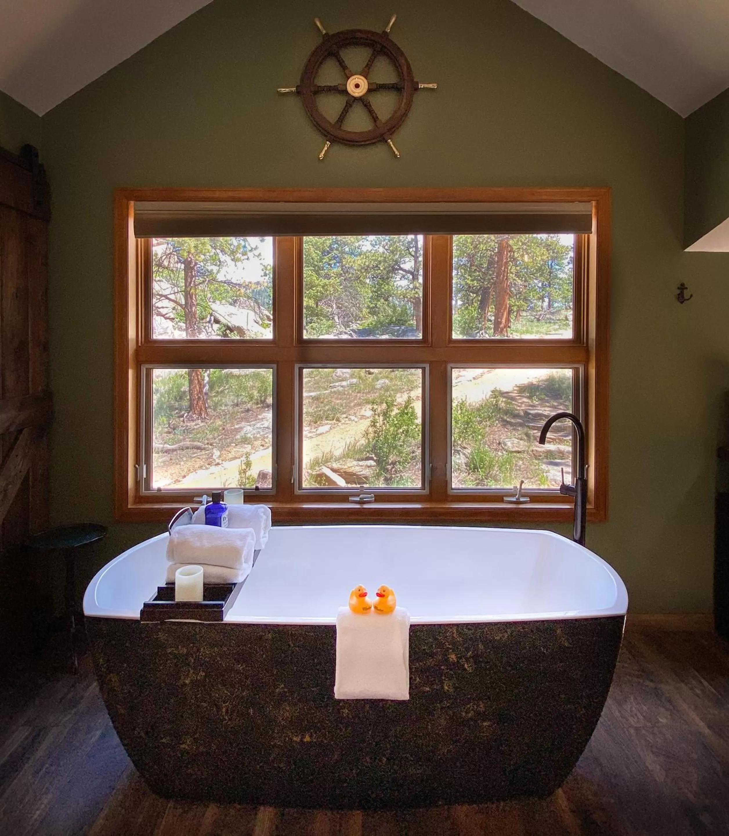 Bedroom in Riversong Inn Retreat