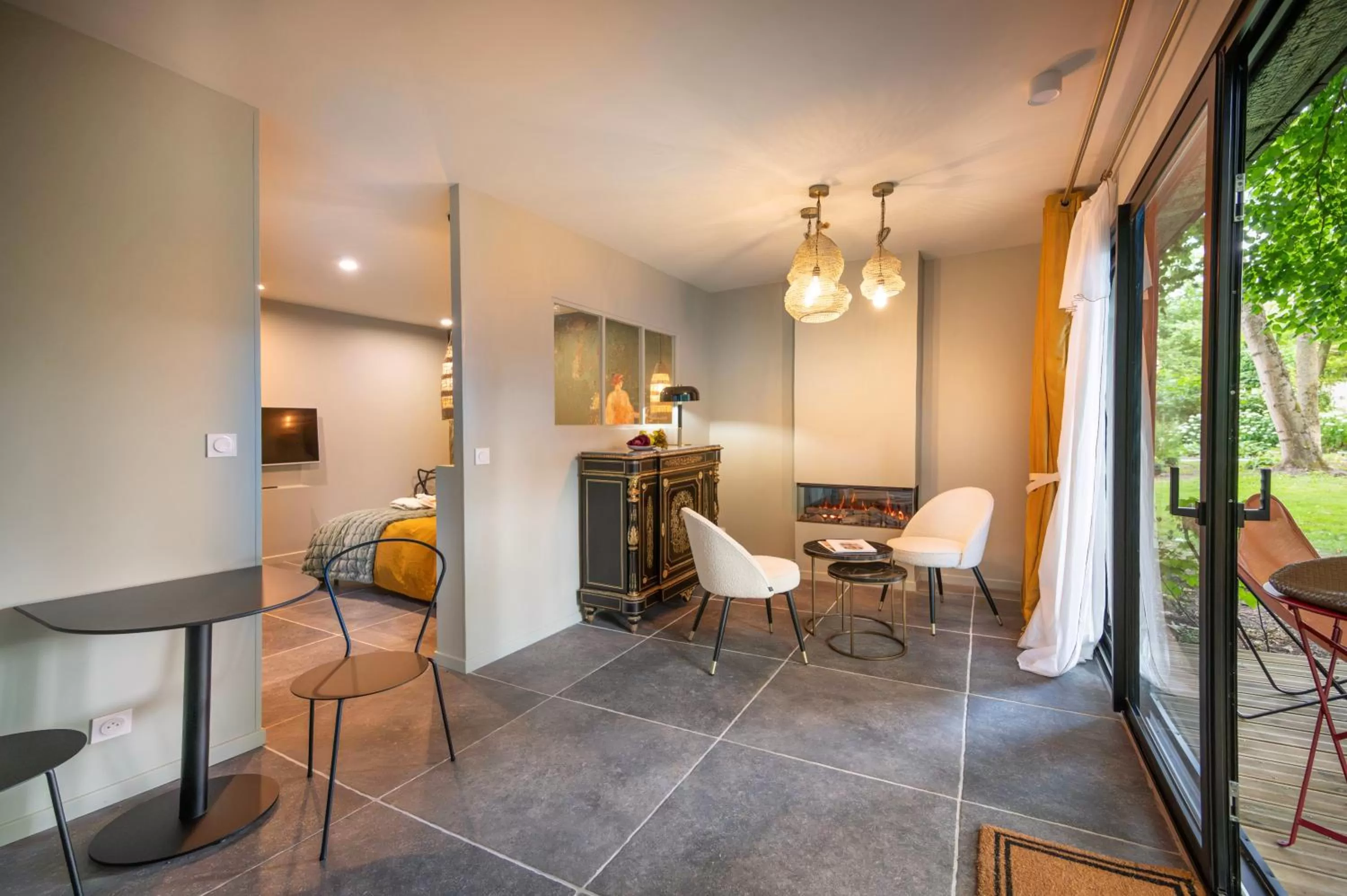 les Myrrhophores et Spa, Chambres d'Hôtes et Gîtes de charme