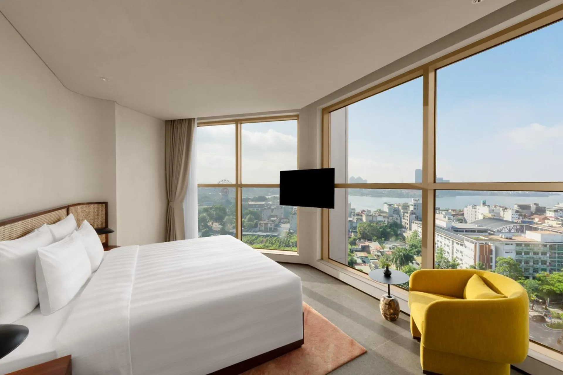 Bedroom, Bed in L7 WEST LAKE HANOI by LOTTE HOTELS