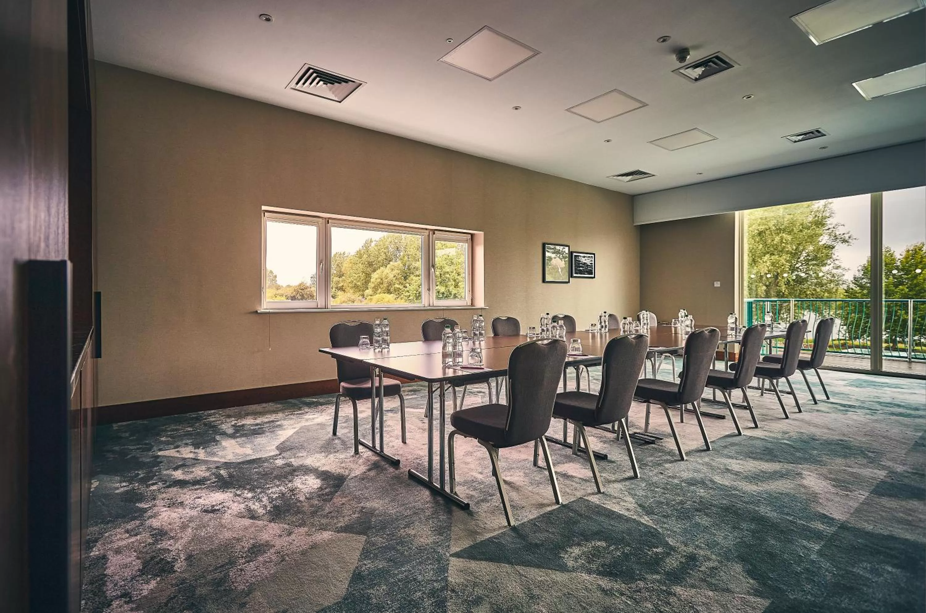 Meeting/conference room in Crowne Plaza Marlow by IHG
