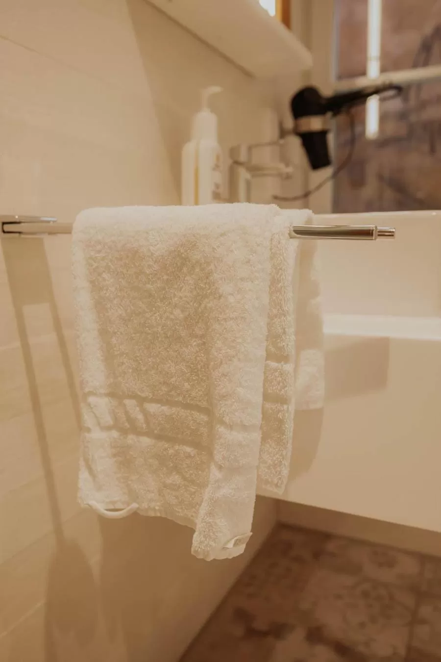 Bathroom in Altstadtmittehotel Sonne