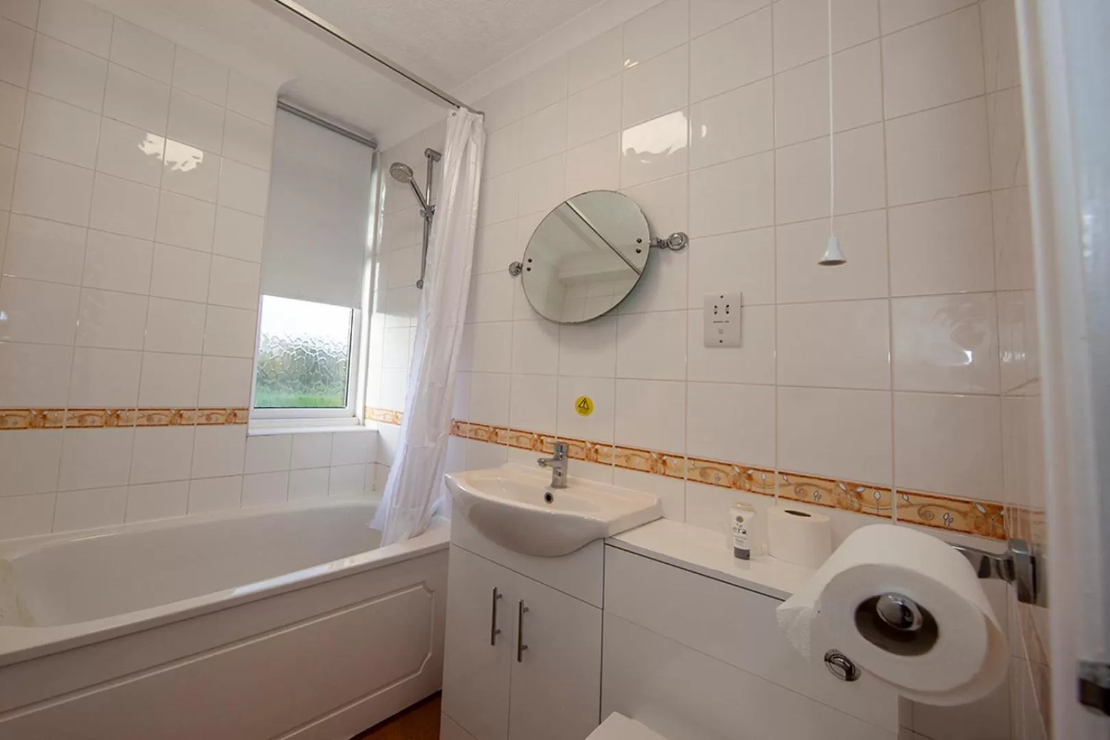 Bathroom in North Shore Hotel