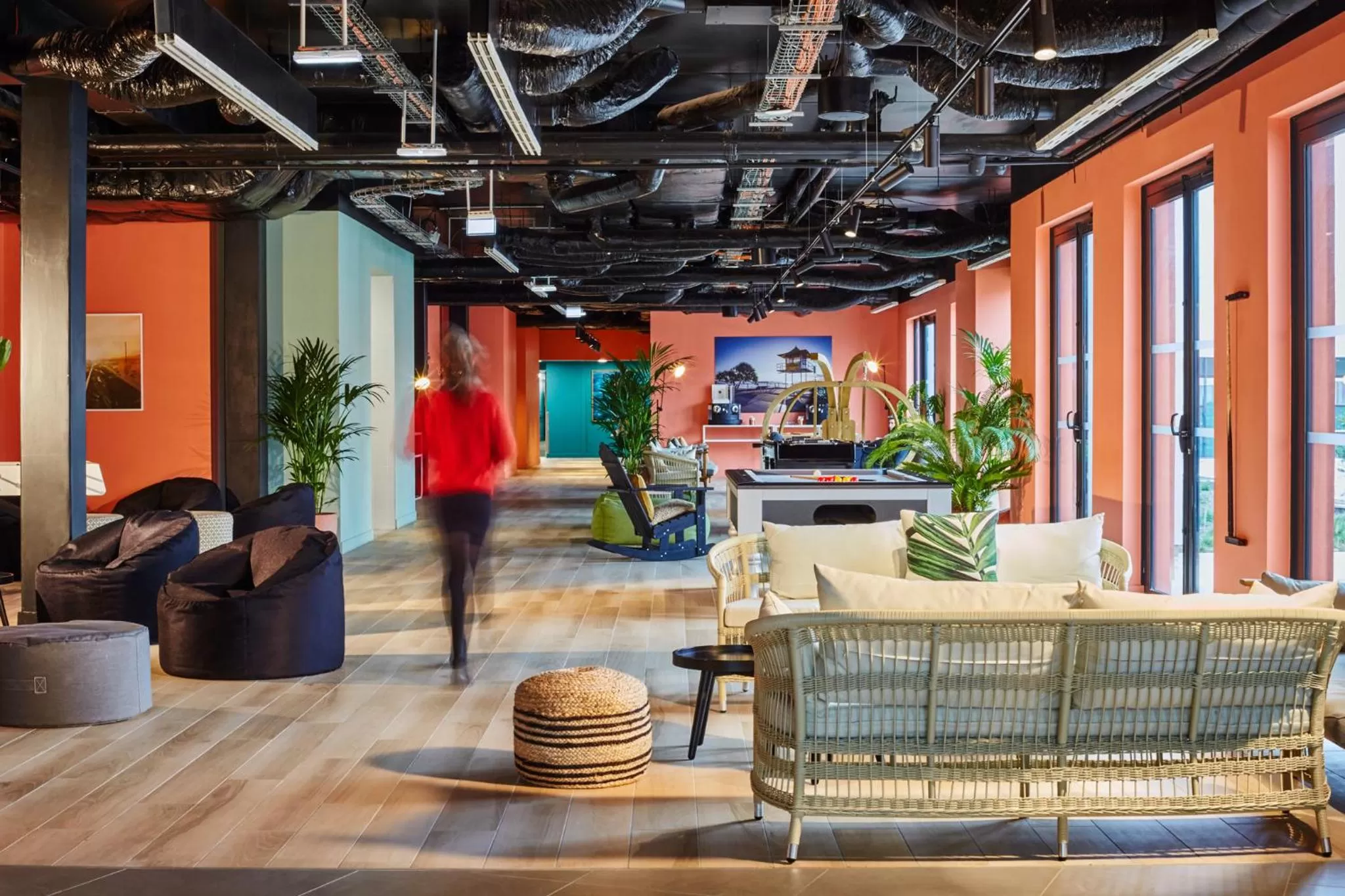 Billiard in Mercure Paris Orly Airport