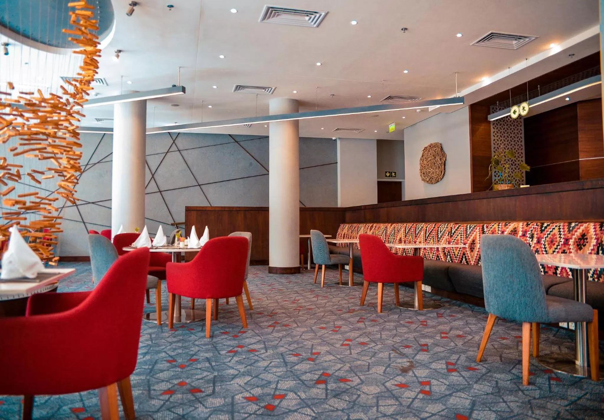 Restaurant/places to eat in Crowne Plaza - Dar Es Salaam by IHG