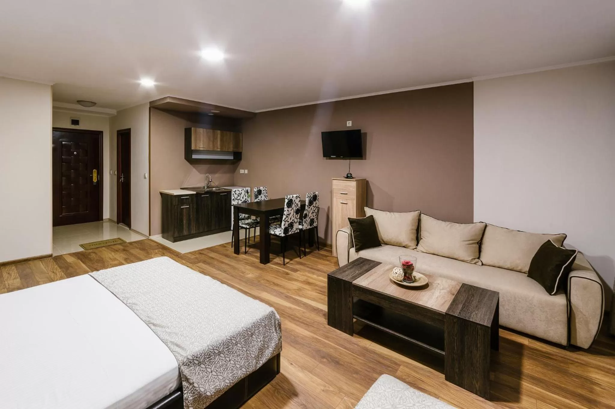 Photo of the whole room, Seating Area in Hotel & Casino Ring