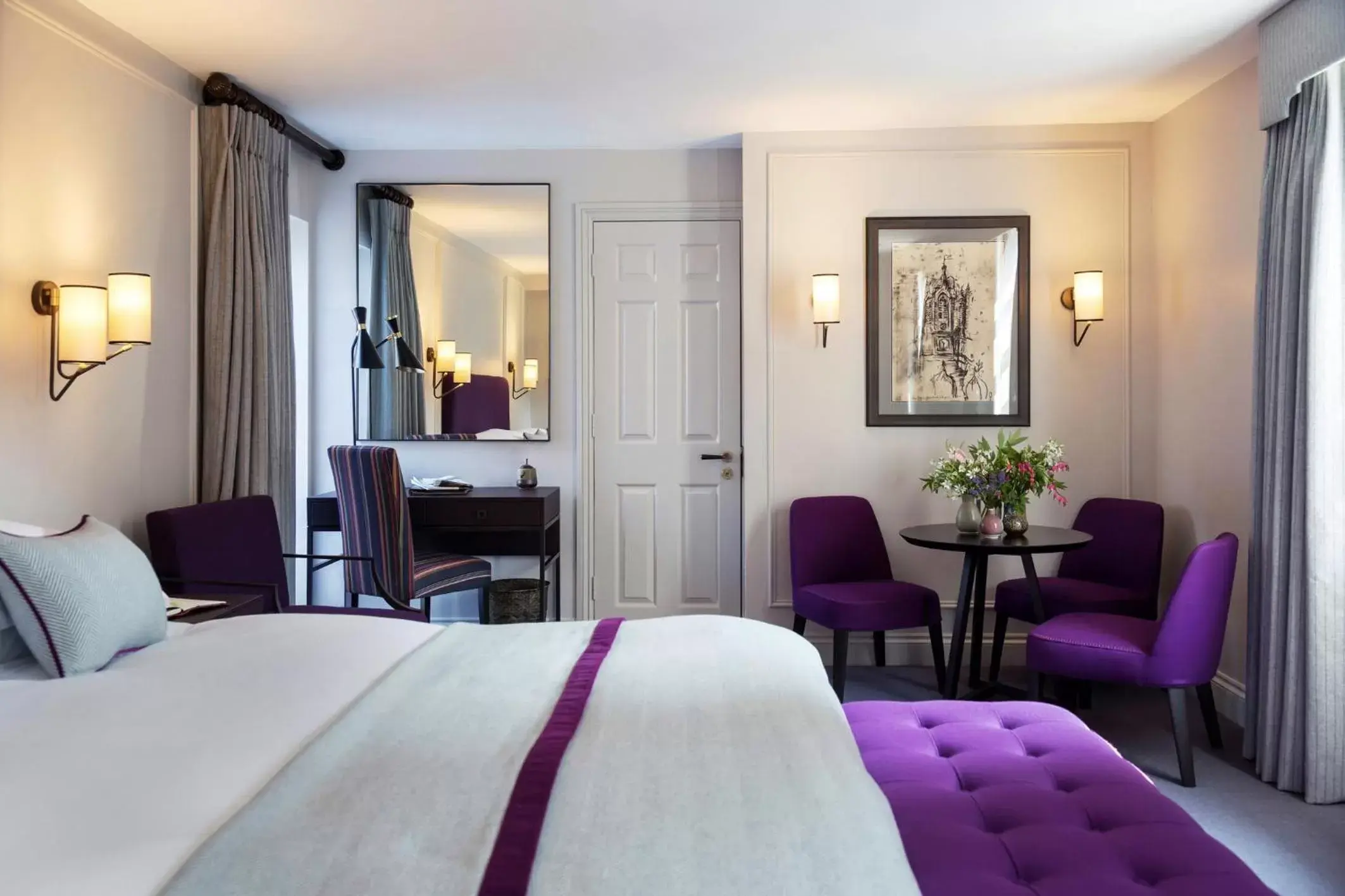 Junior Suite in Old Parsonage Hotel Junior Suite in Old Parsonage Hotel