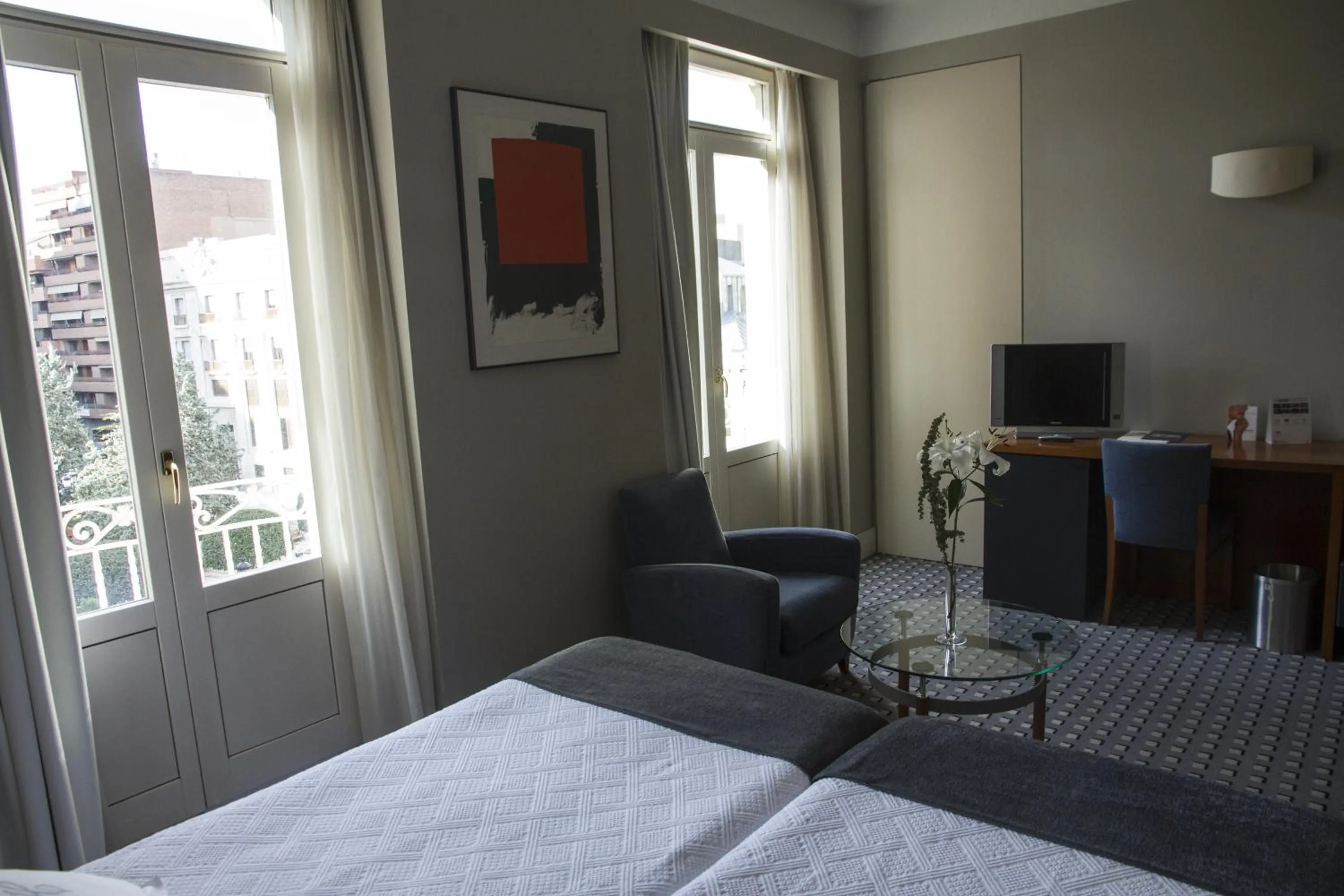 Photo of the whole room, Bed in Gran Hotel Albacete