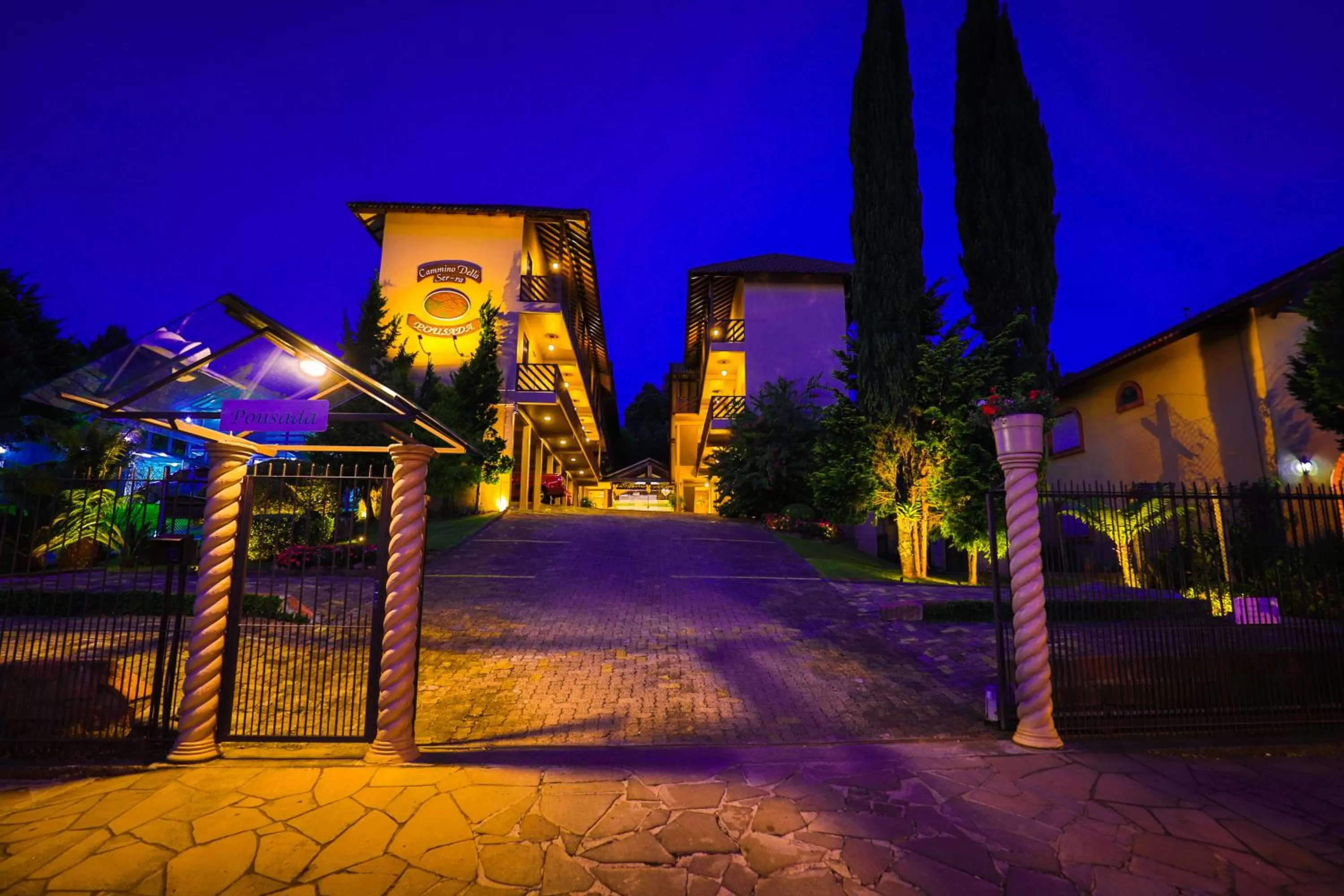 Property Building in Cammino Della Serra